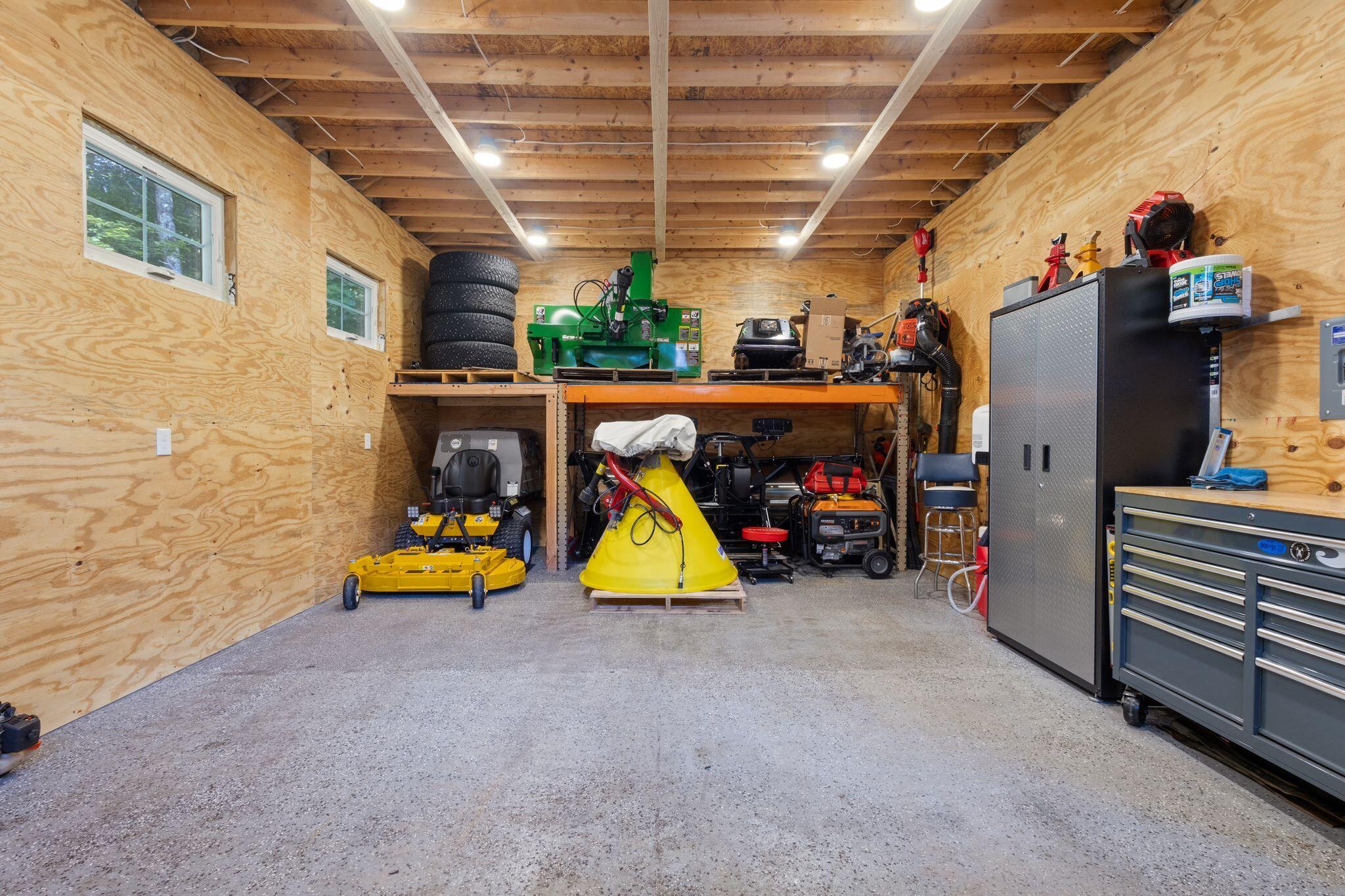 161 Two Rod Road Property Photo 33