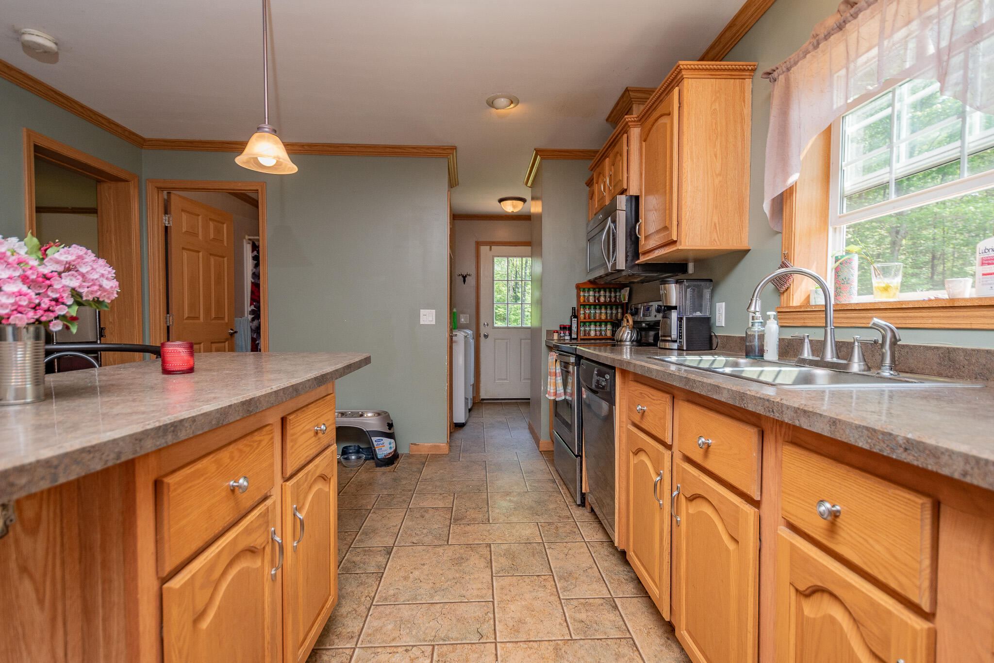 350 Valley Avenue Road Property Photo 8