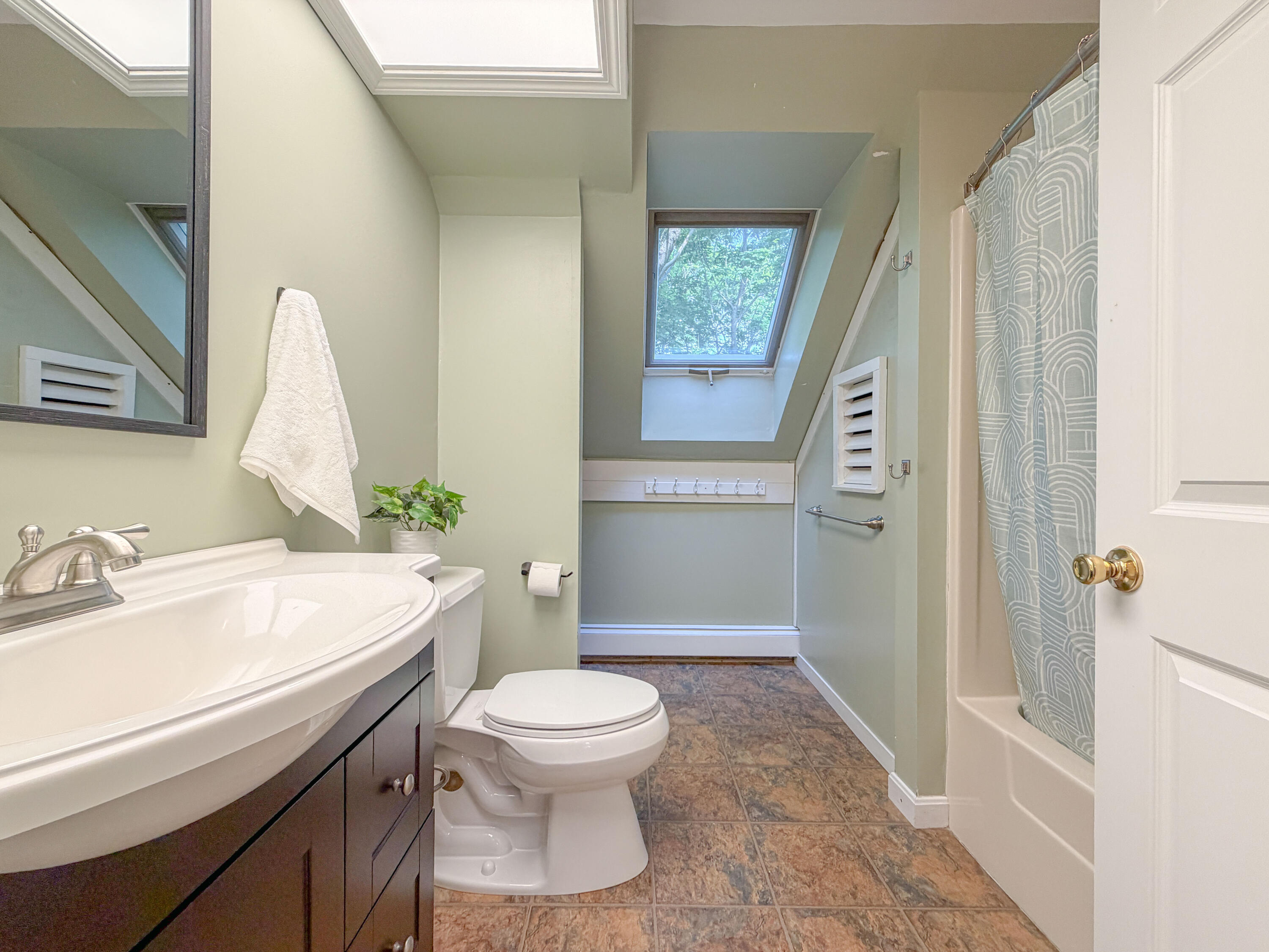 401 Brighton Avenue 7 Property Photo 35