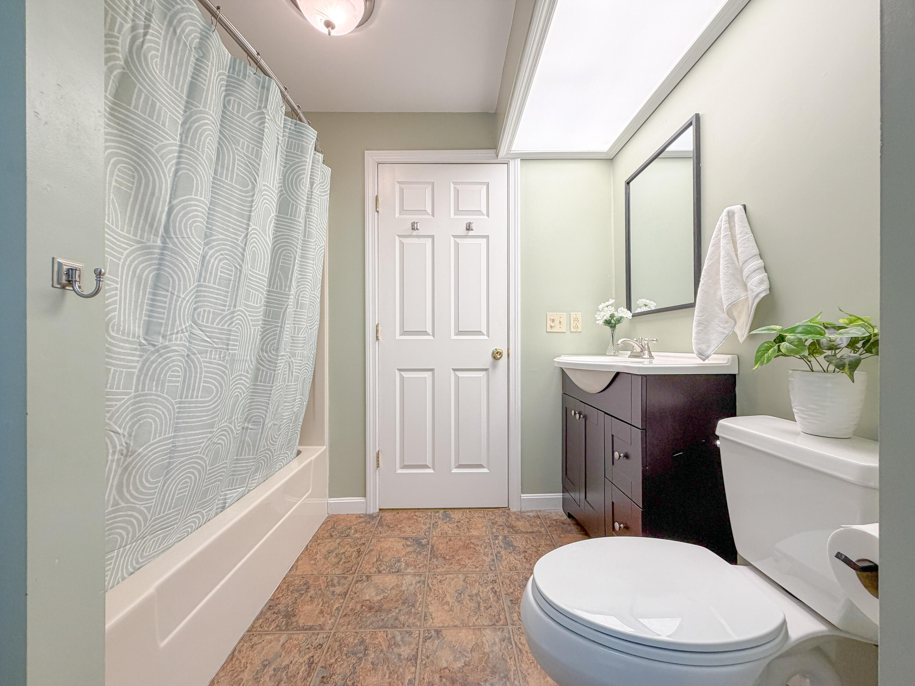 401 Brighton Avenue 7 Property Photo 37