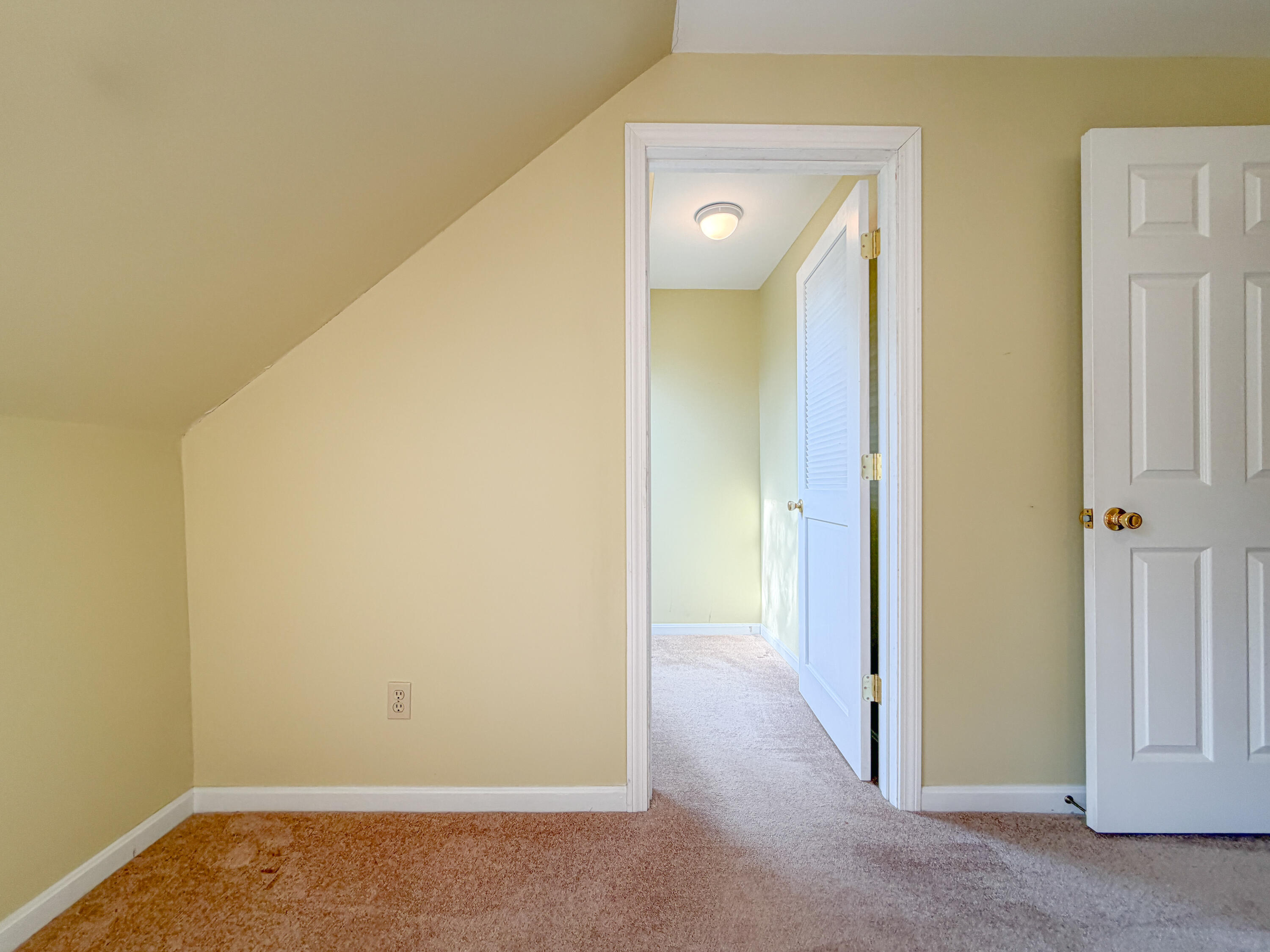401 Brighton Avenue 7 Property Photo 68