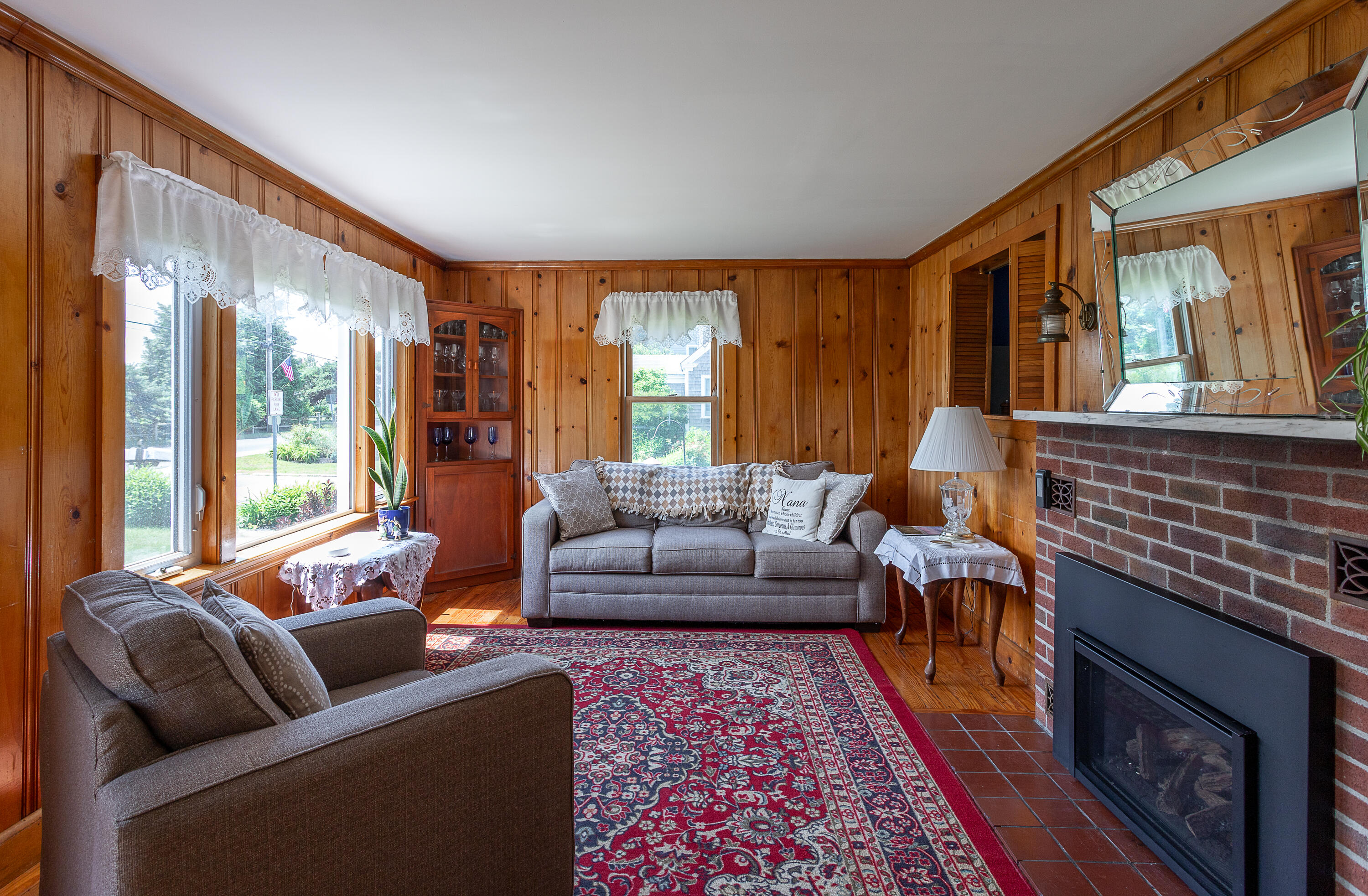 1052 Kings Highway Property Photo 15