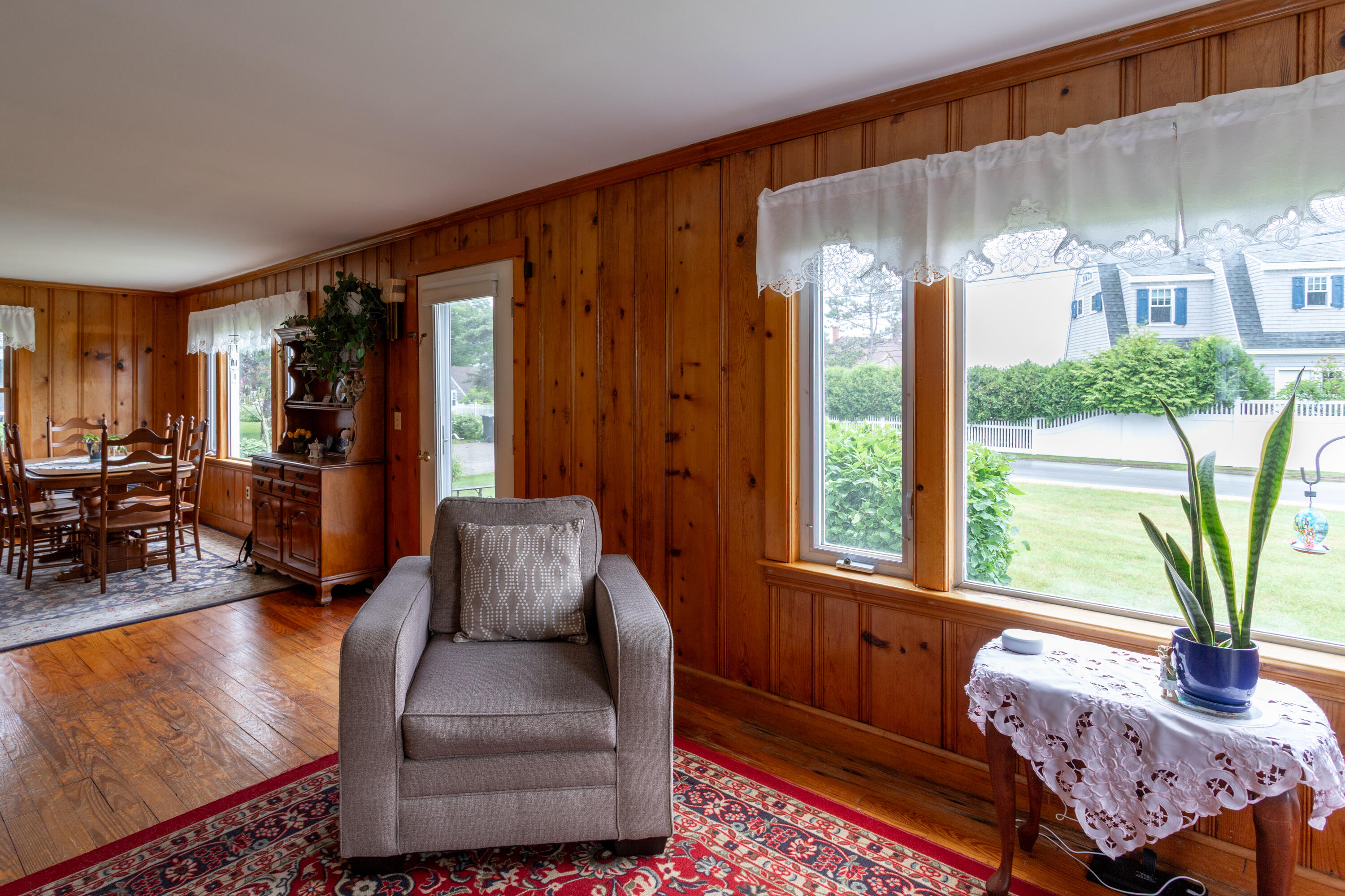 1052 Kings Highway Property Photo 17