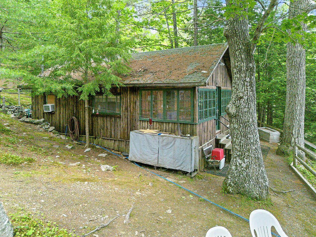 80 Park Lane Property Photo 44