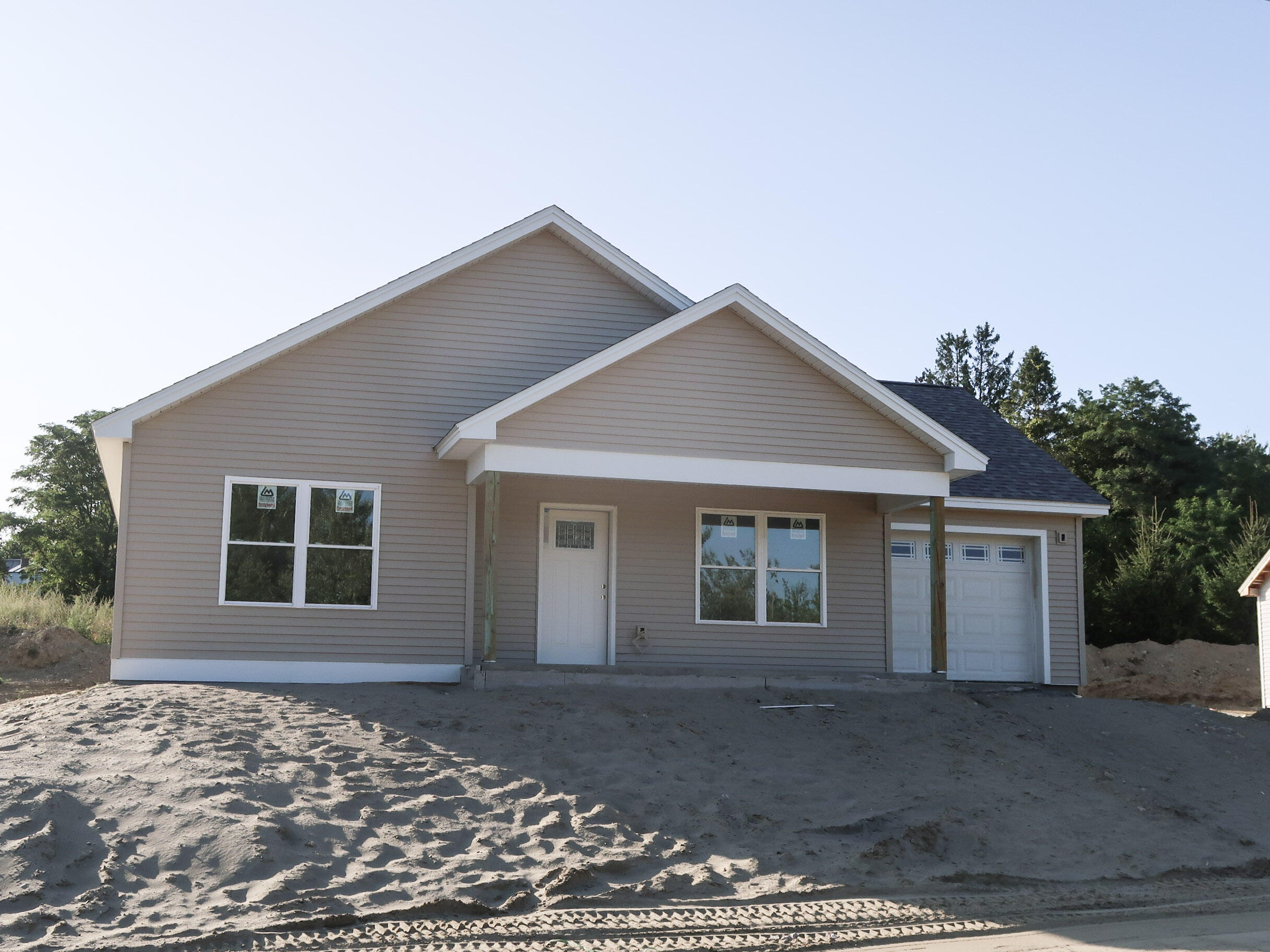 4 Jasmine Lane Property Photo 1