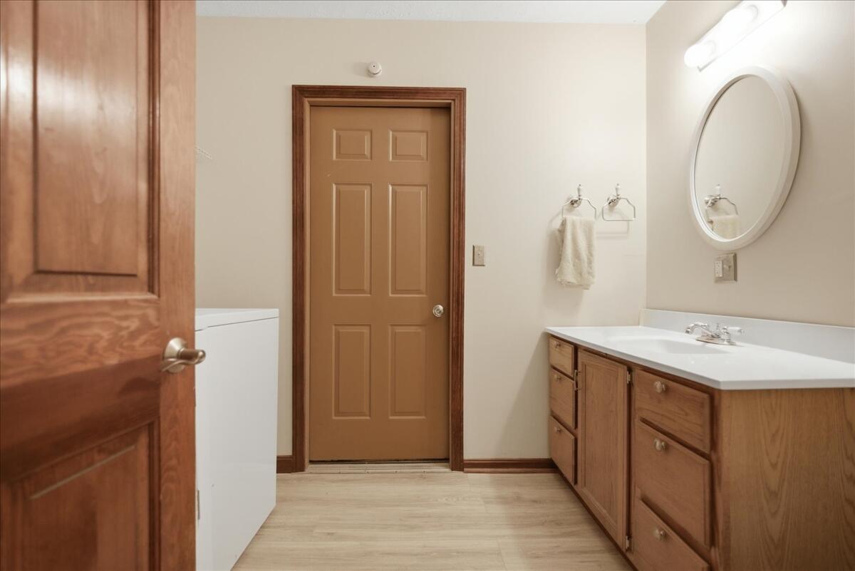 66 Dawes Avenue Property Photo 29