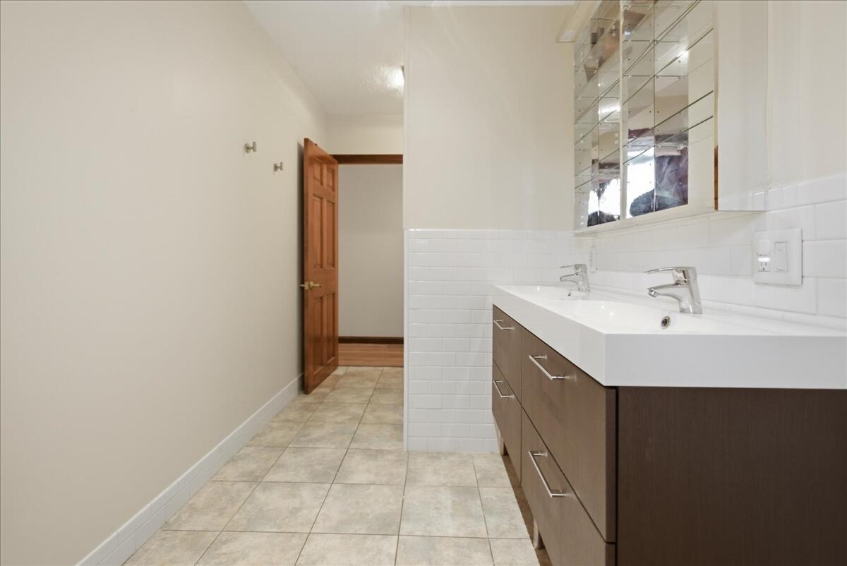 66 Dawes Avenue Property Photo 65
