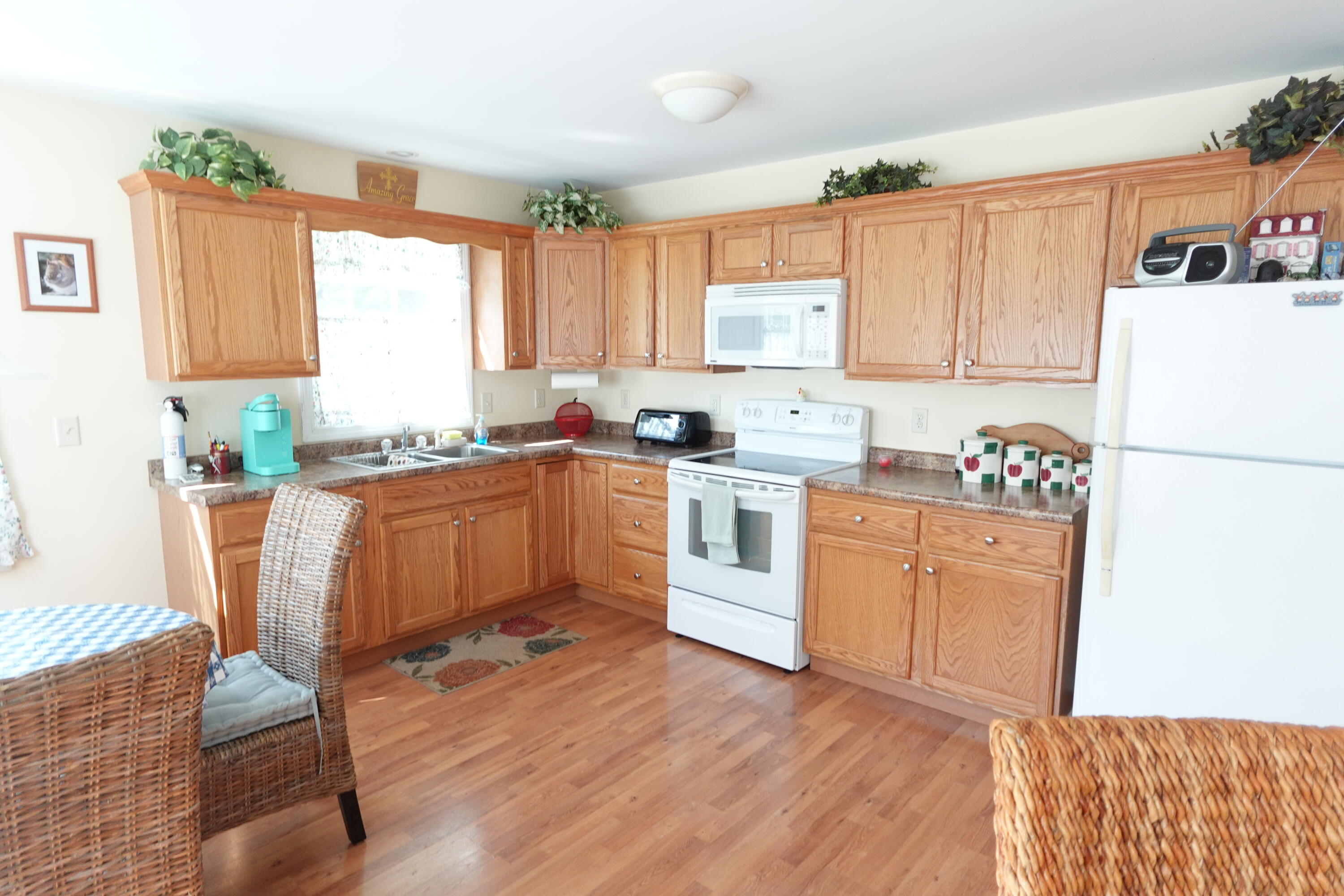 106 Harris Lane Property Photo 7