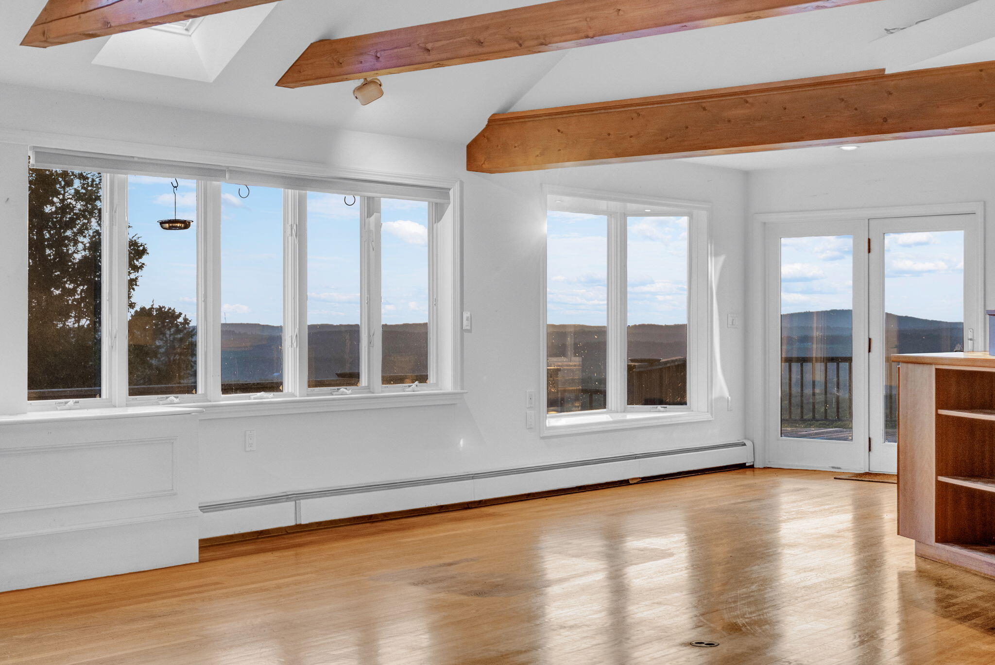 998 Overlock Hill Road Property Photo 21
