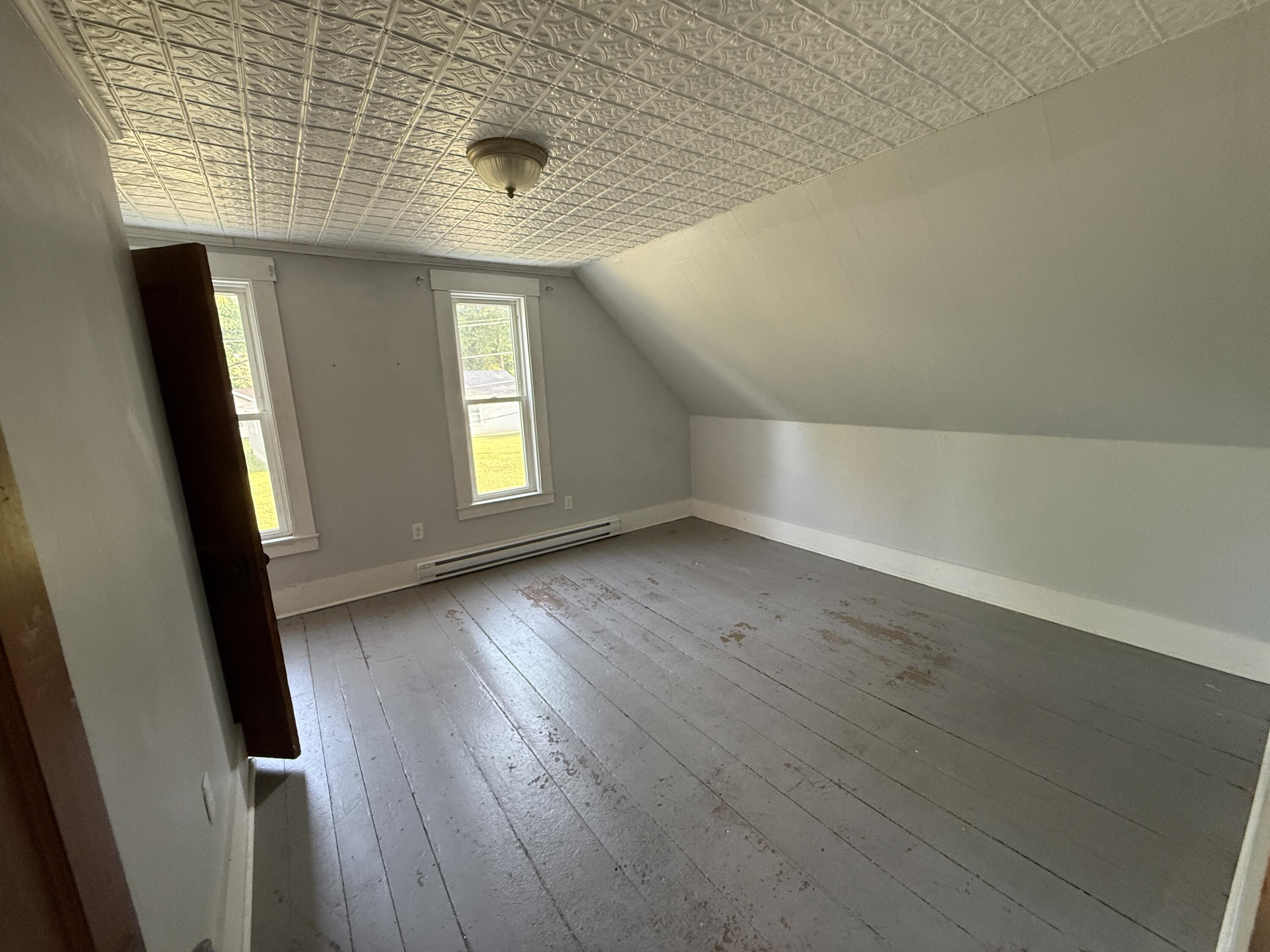 124 Lake Avenue Property Photo 19