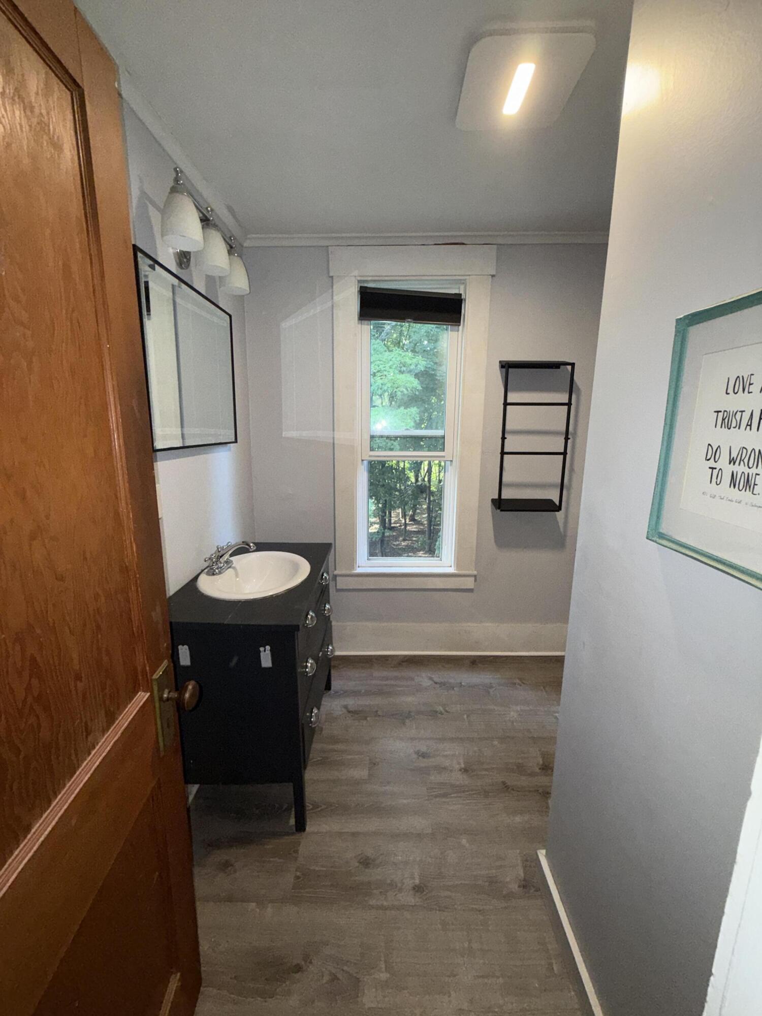 124 Lake Avenue Property Photo 21