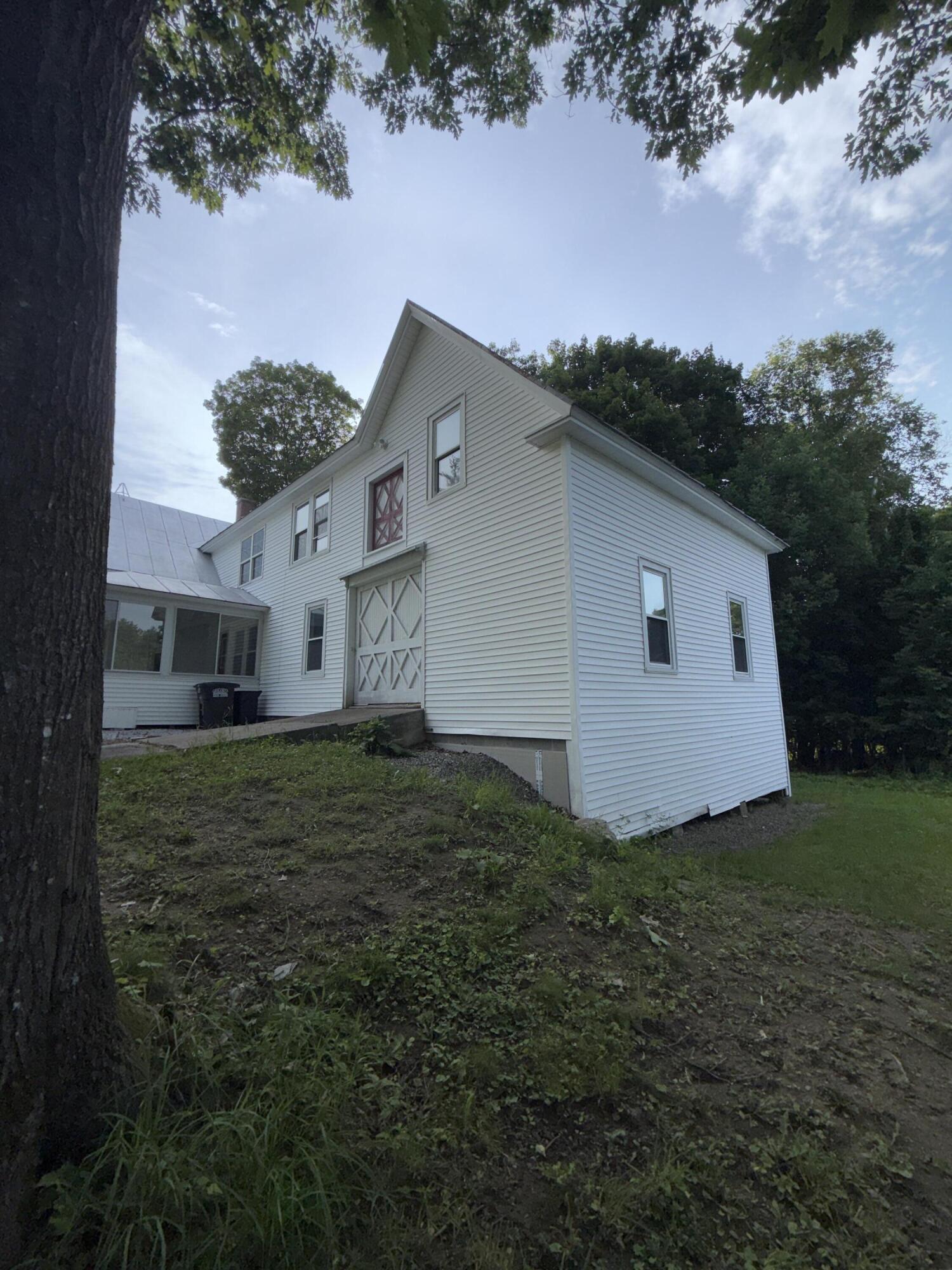 124 Lake Avenue Property Photo 24