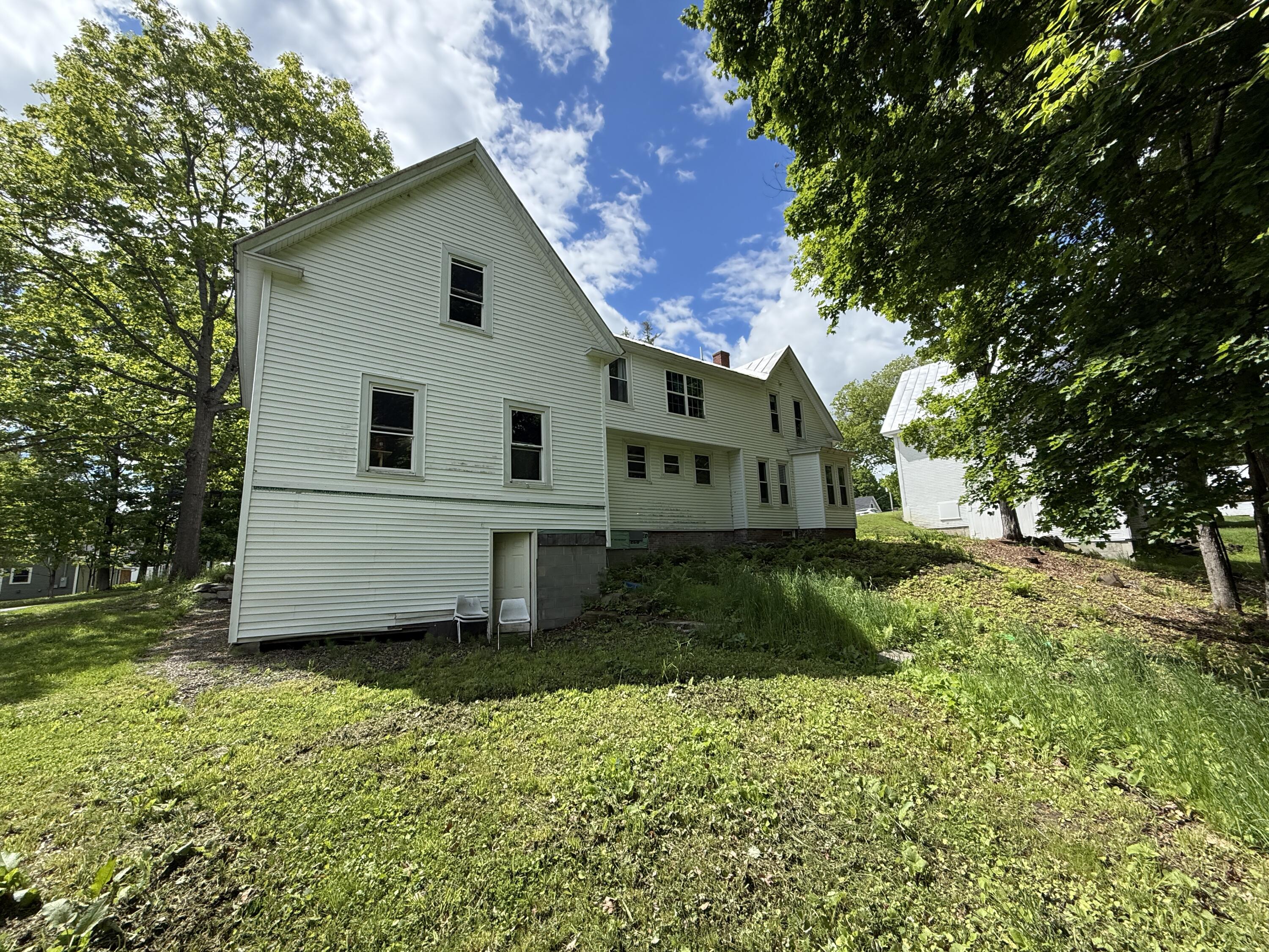 124 Lake Avenue Property Photo 28