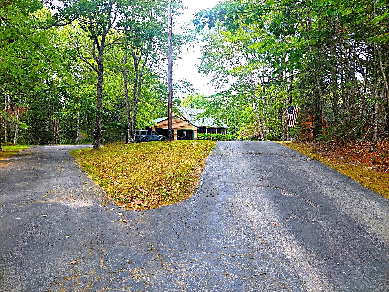 372 Forest Avenue Property Photo 2