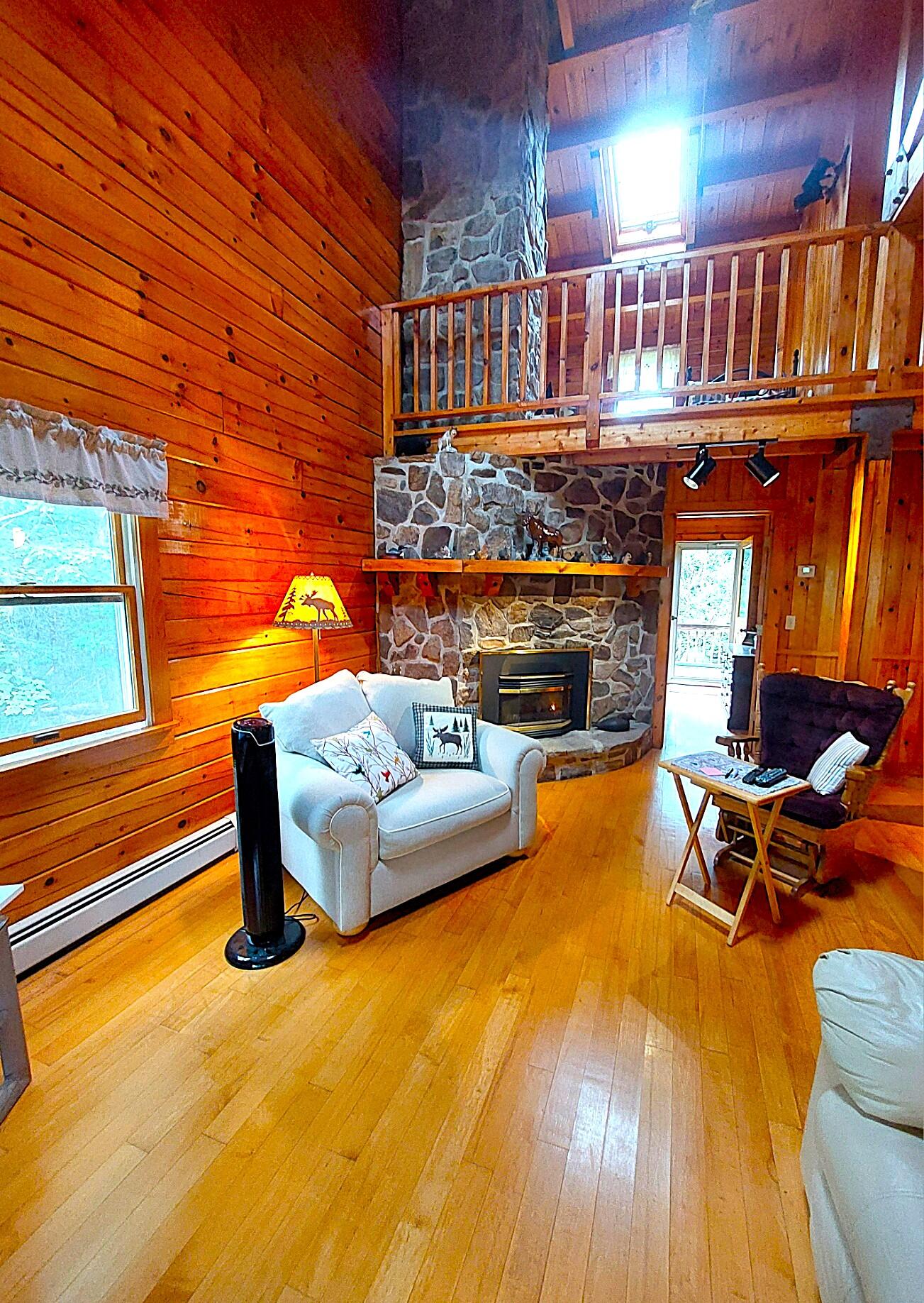 372 Forest Avenue Property Photo 39