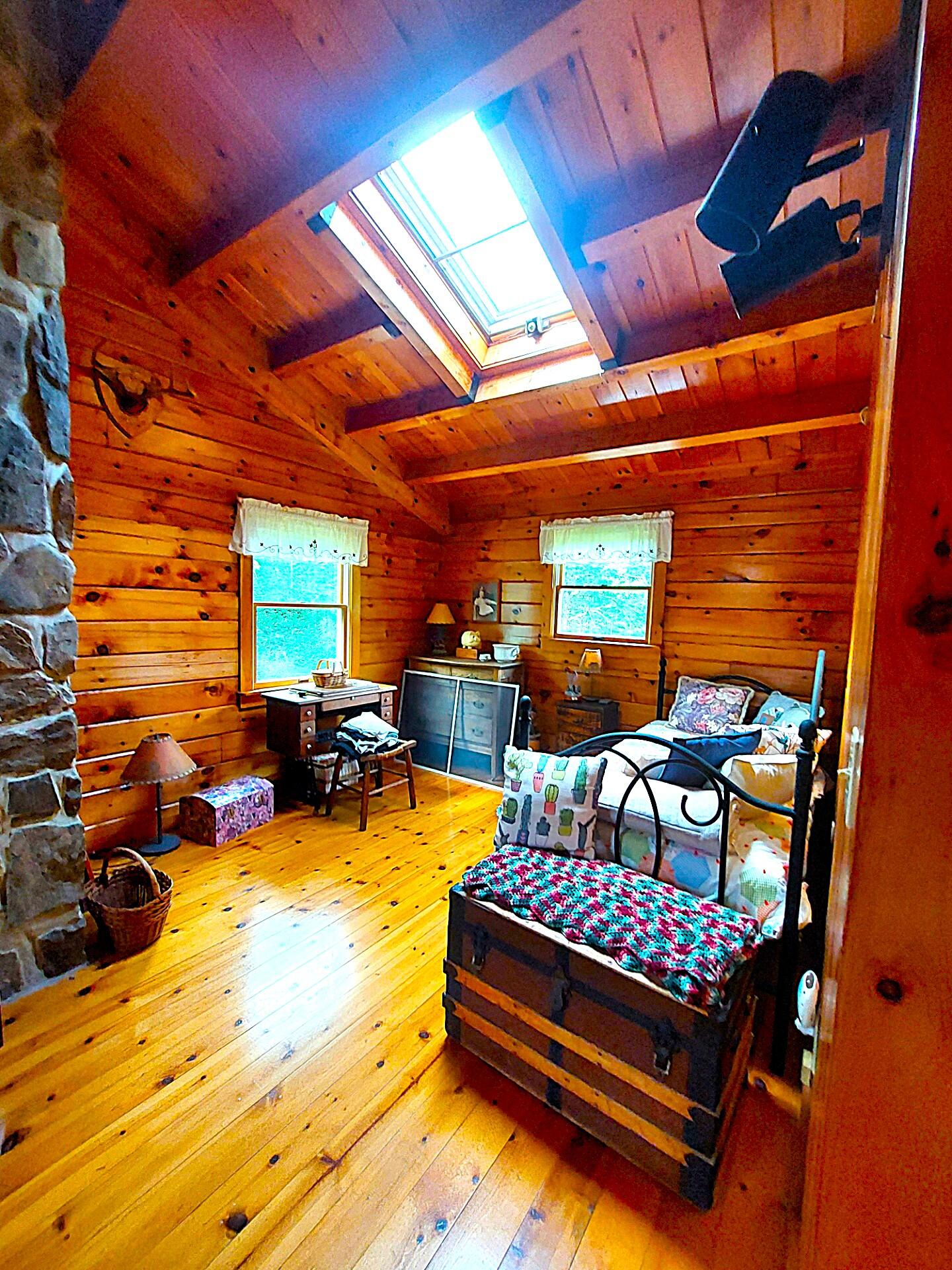 372 Forest Avenue Property Photo 50