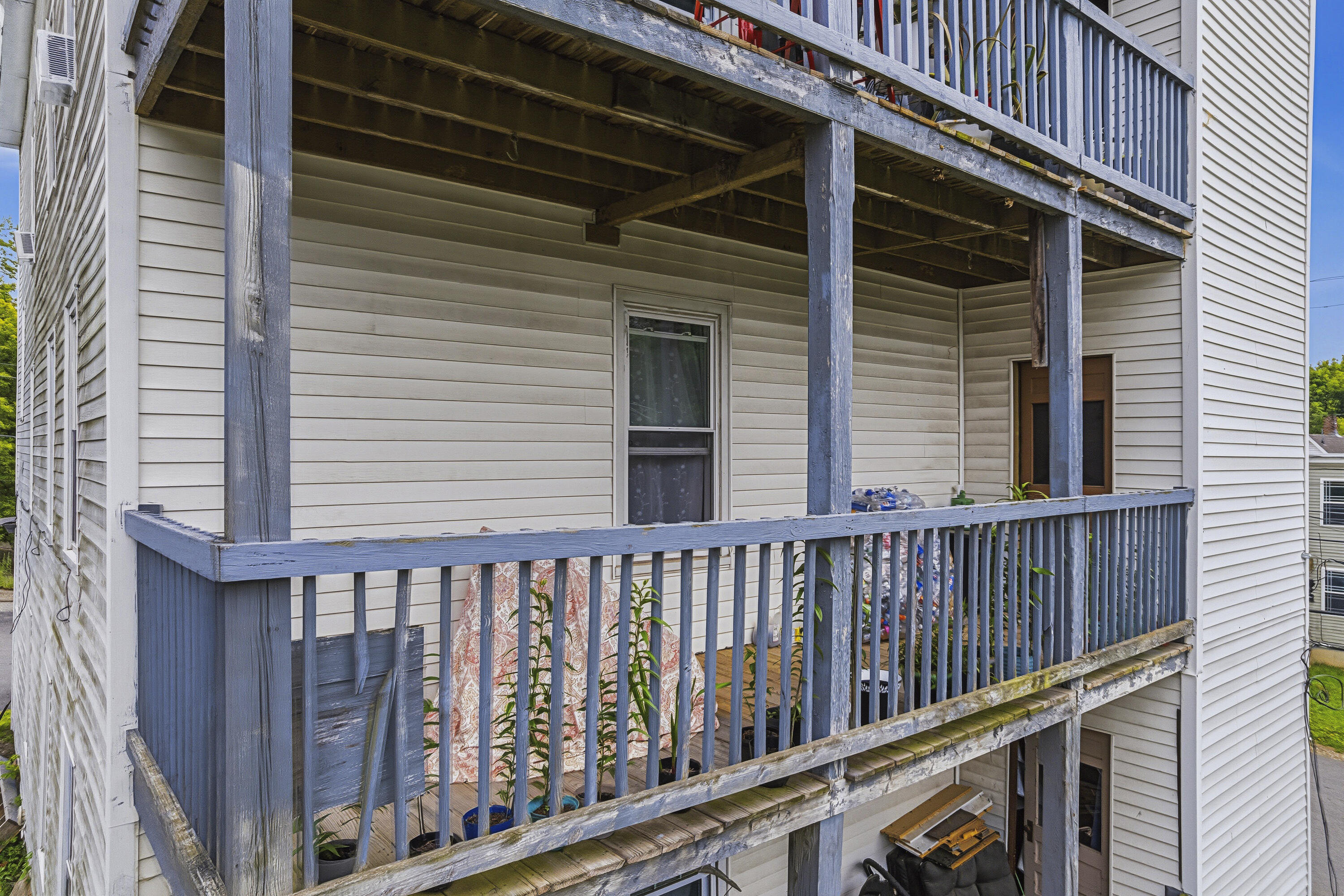 20 Summer Street Property Photo 8