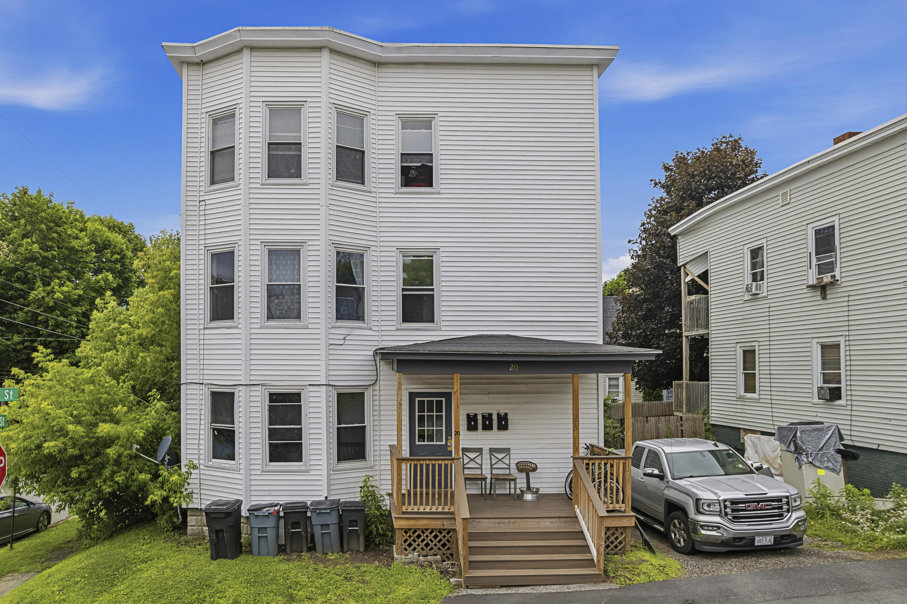 20 Summer Street Property Photo 59