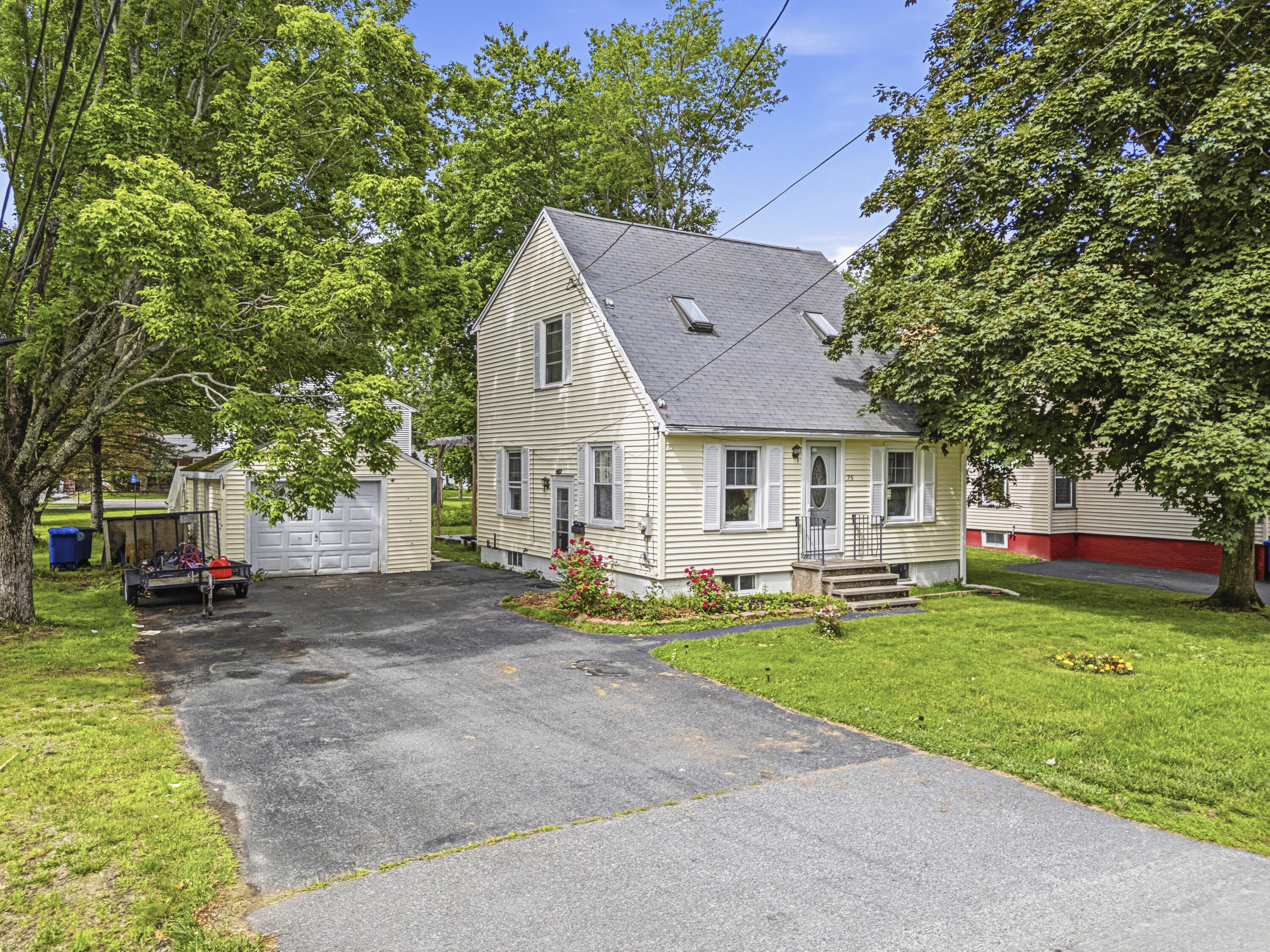 35 Union Street Property Photo 3