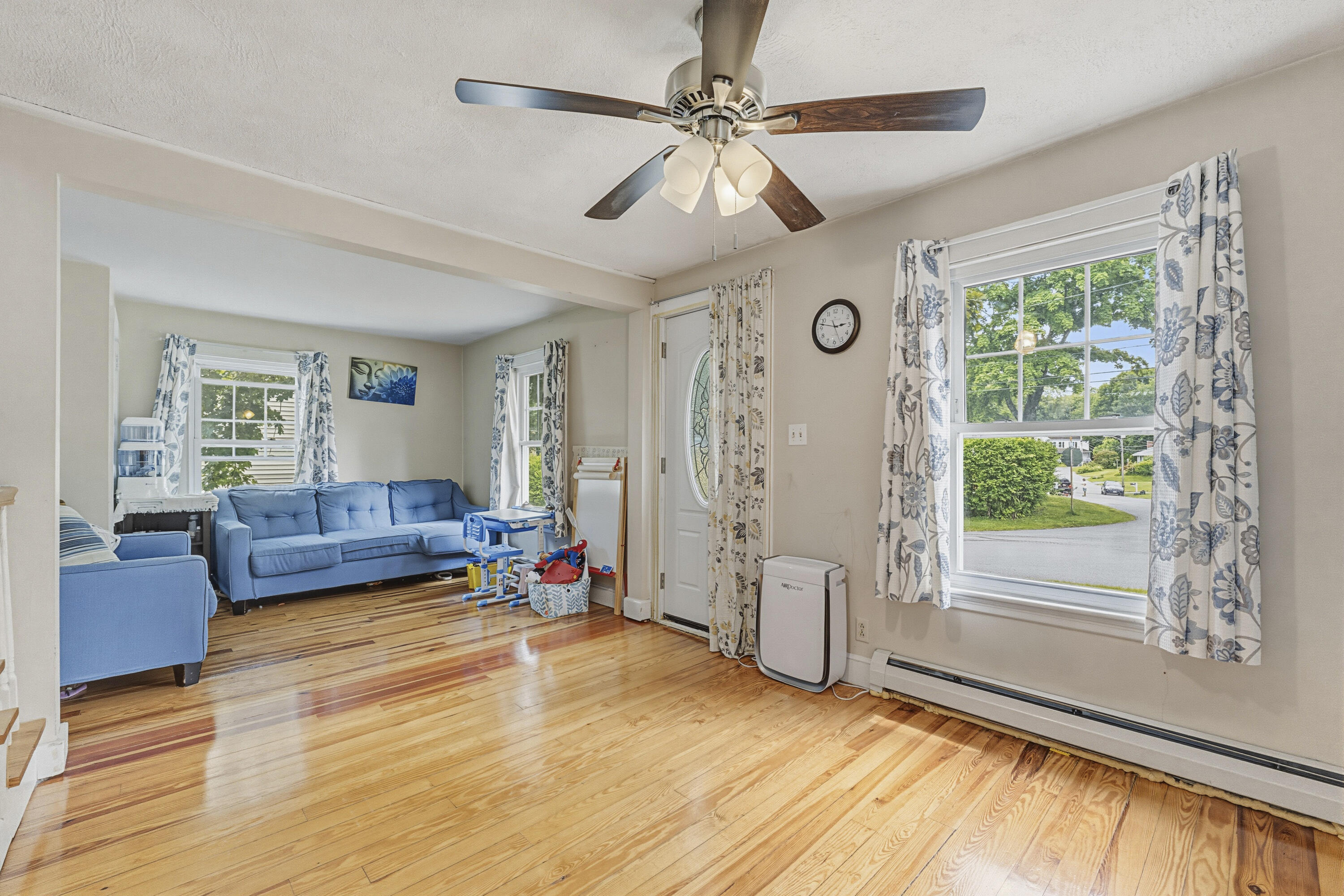 35 Union Street Property Photo 5