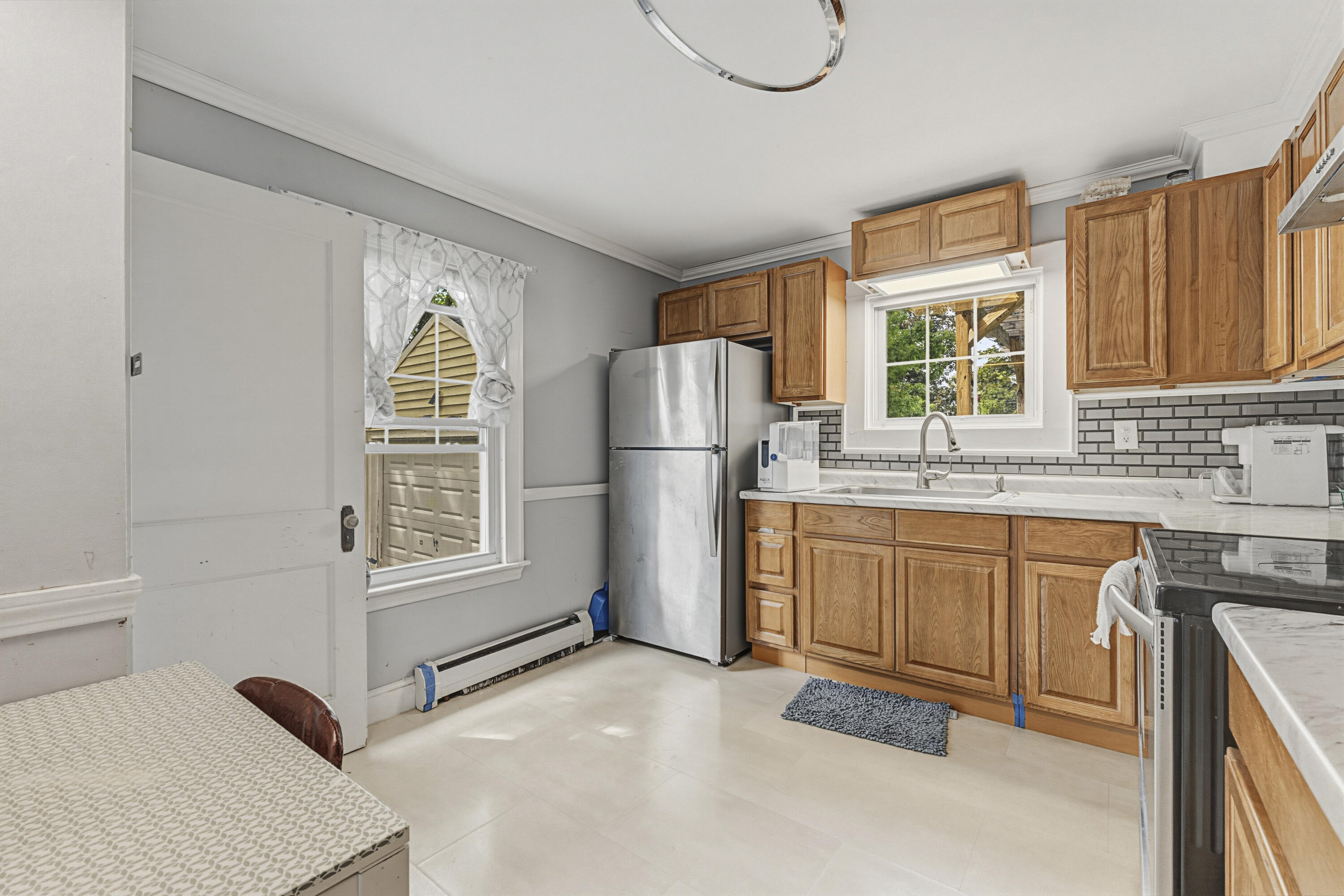 35 Union Street Property Photo 11