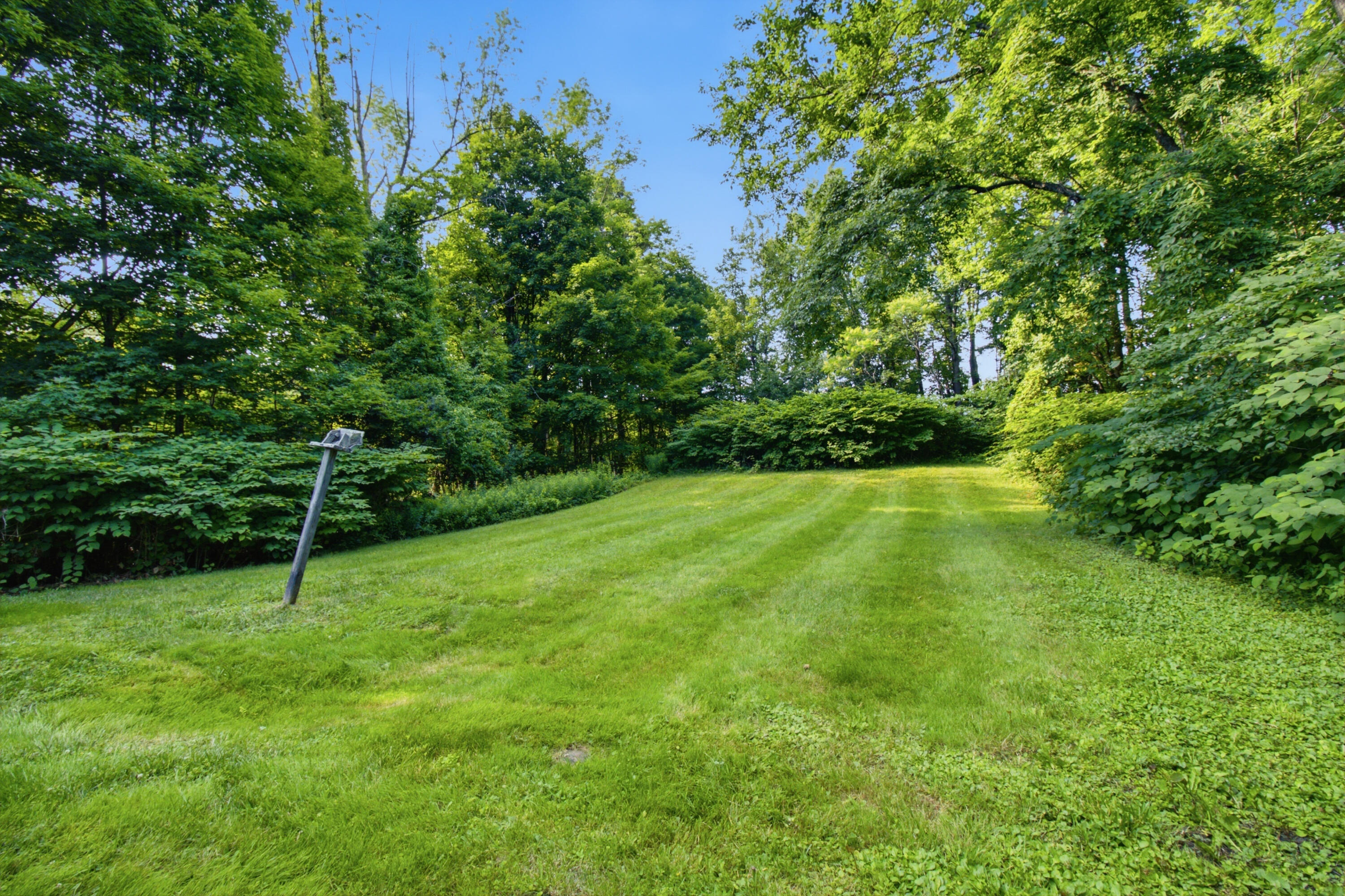 98 Waters Hill Road Property Photo 4