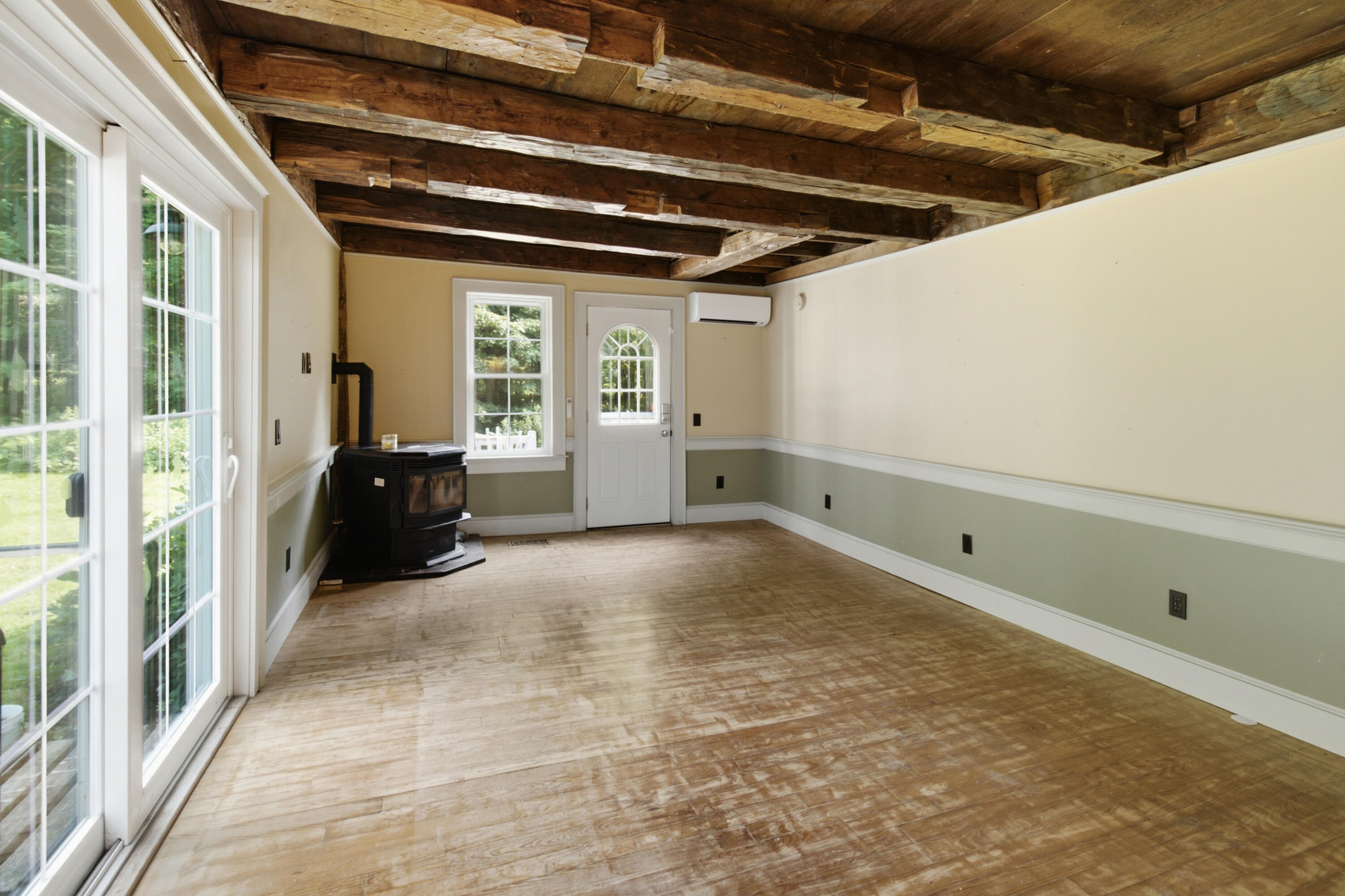 98 Waters Hill Road Property Photo 6