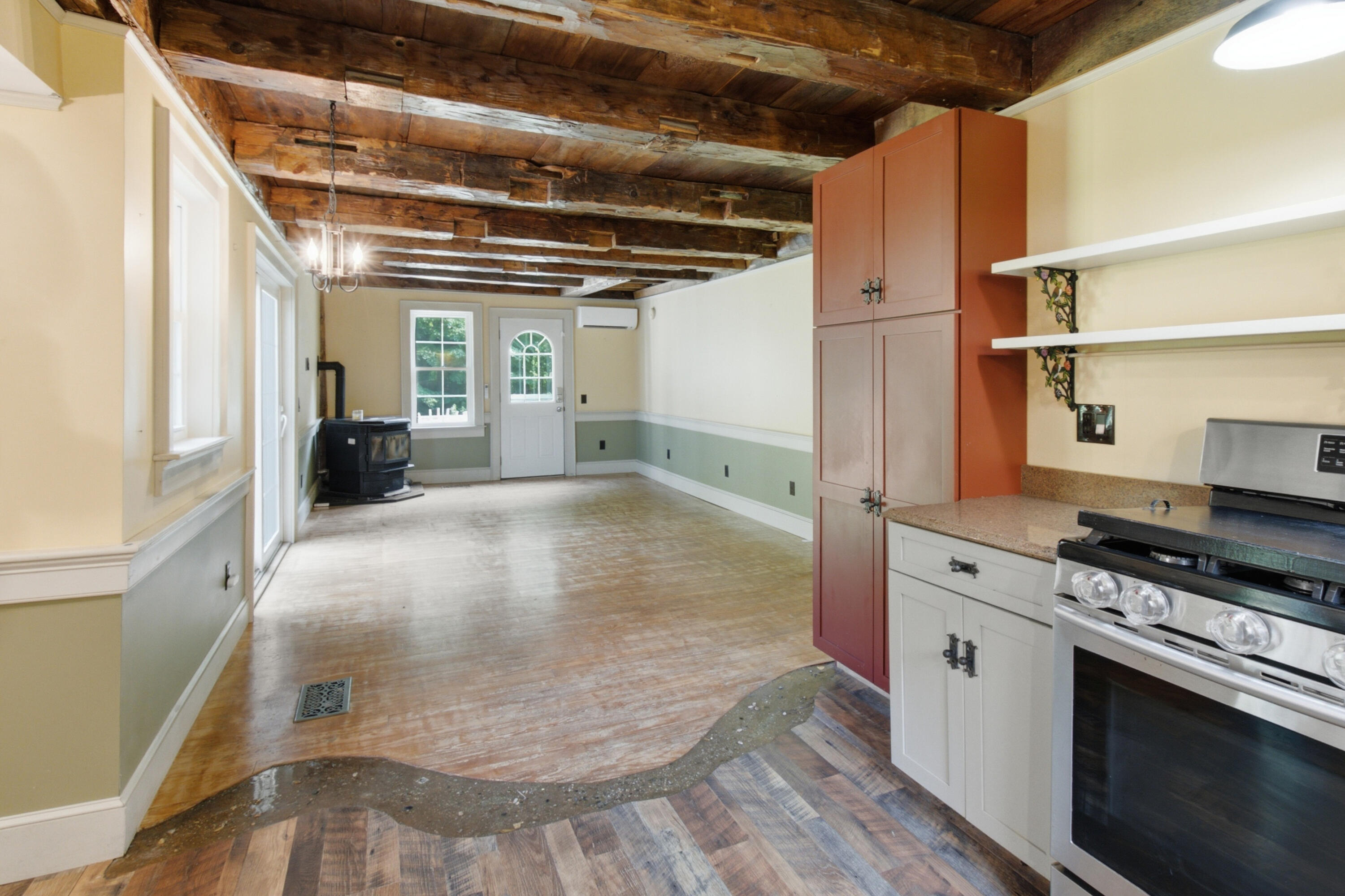 98 Waters Hill Road Property Photo 13