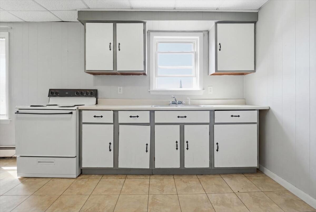 28 Eaton Street Property Photo 26