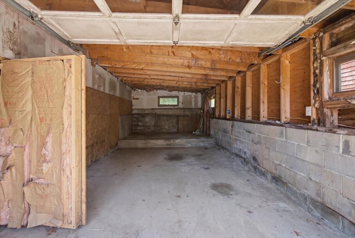 28 Eaton Street Property Photo 43