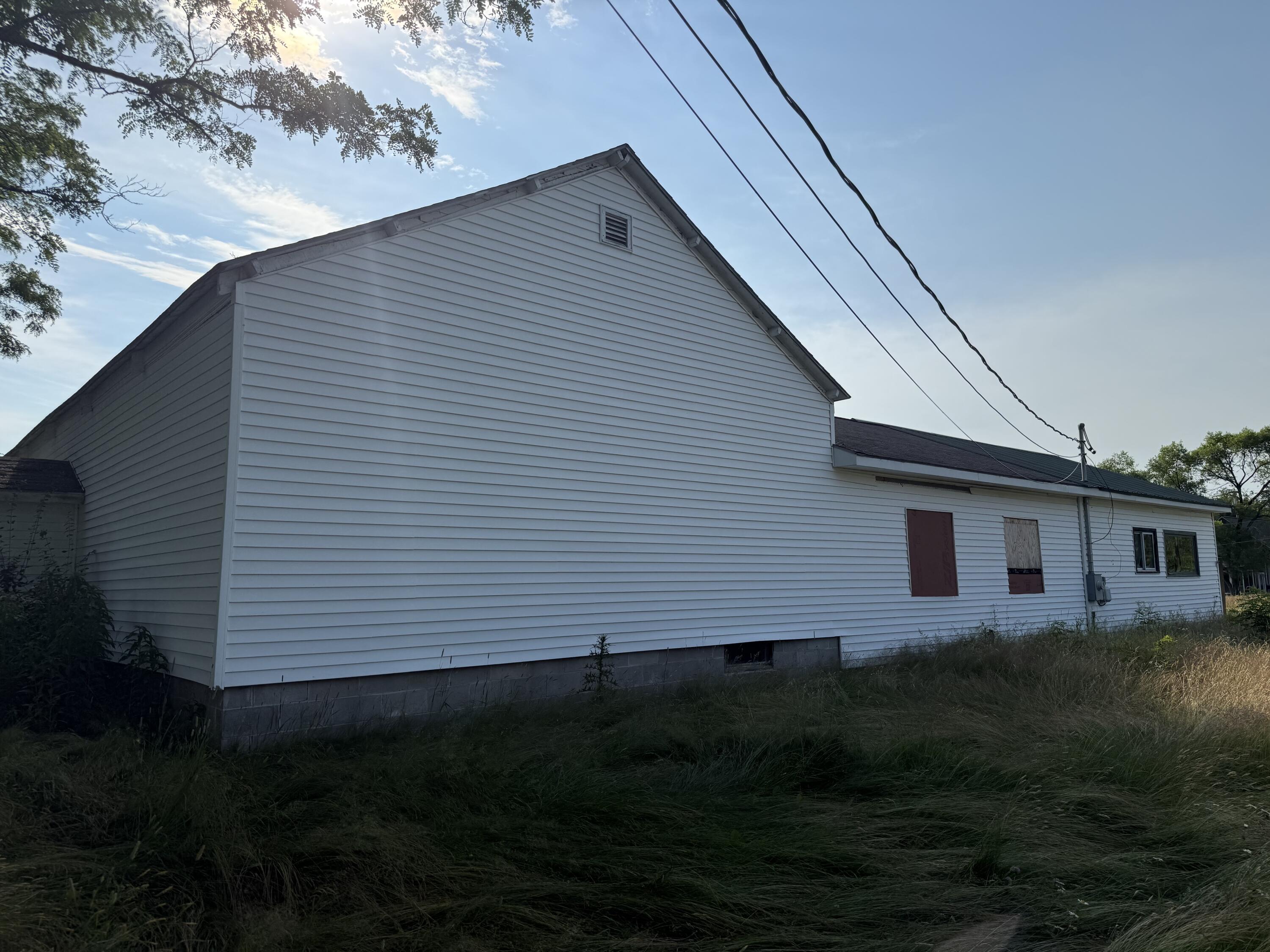 1036 Meadow Road Property Photo 4
