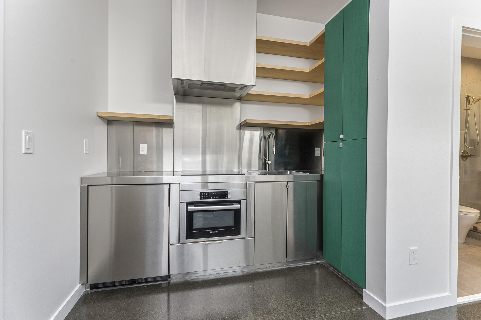 5 Salem Street Property Photo 42
