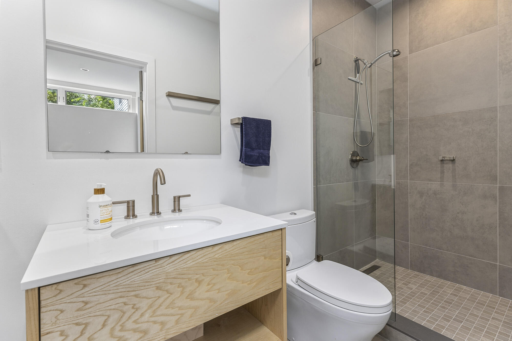 5 Salem Street Property Photo 43