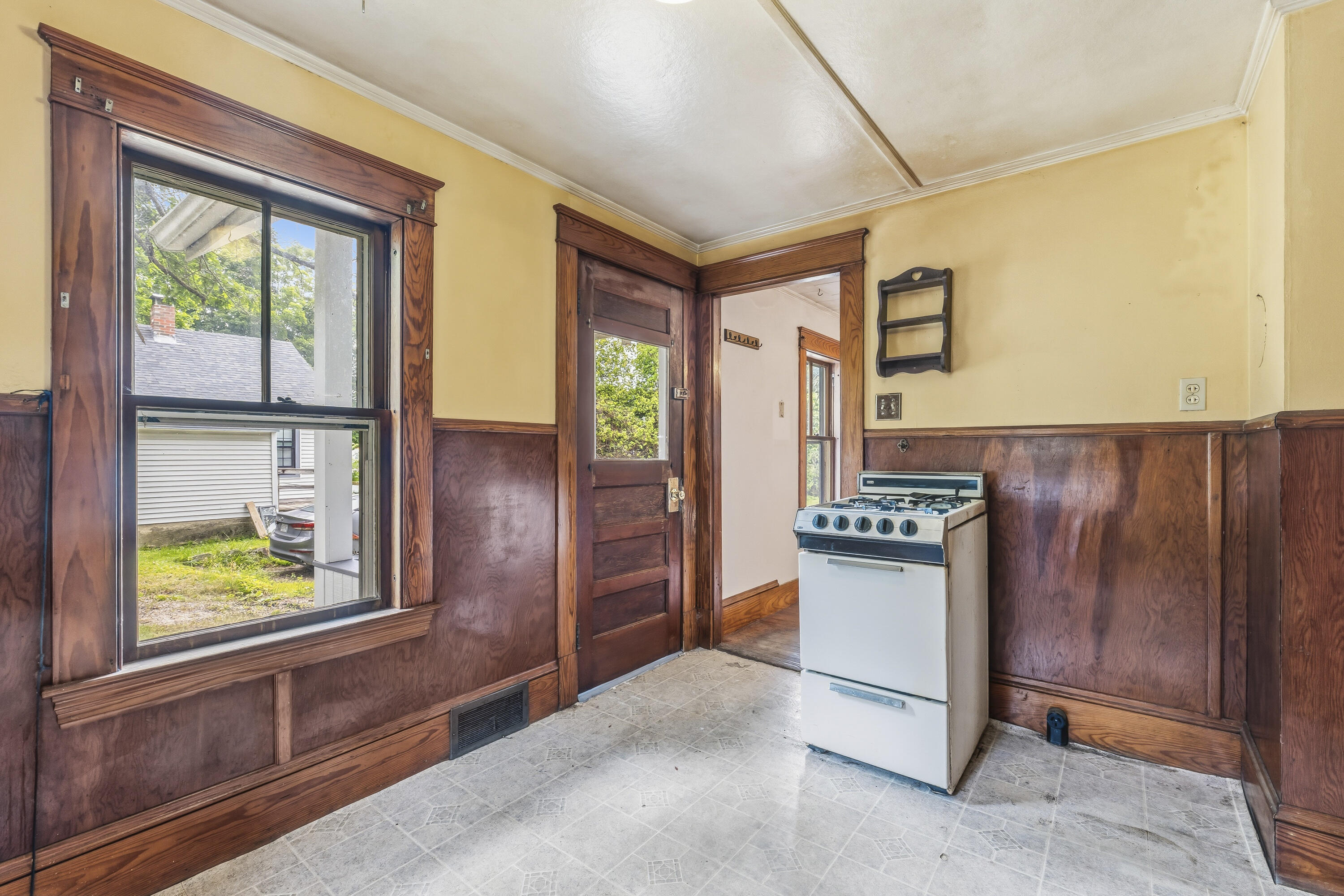 4 Florence Street Place Property Photo 8