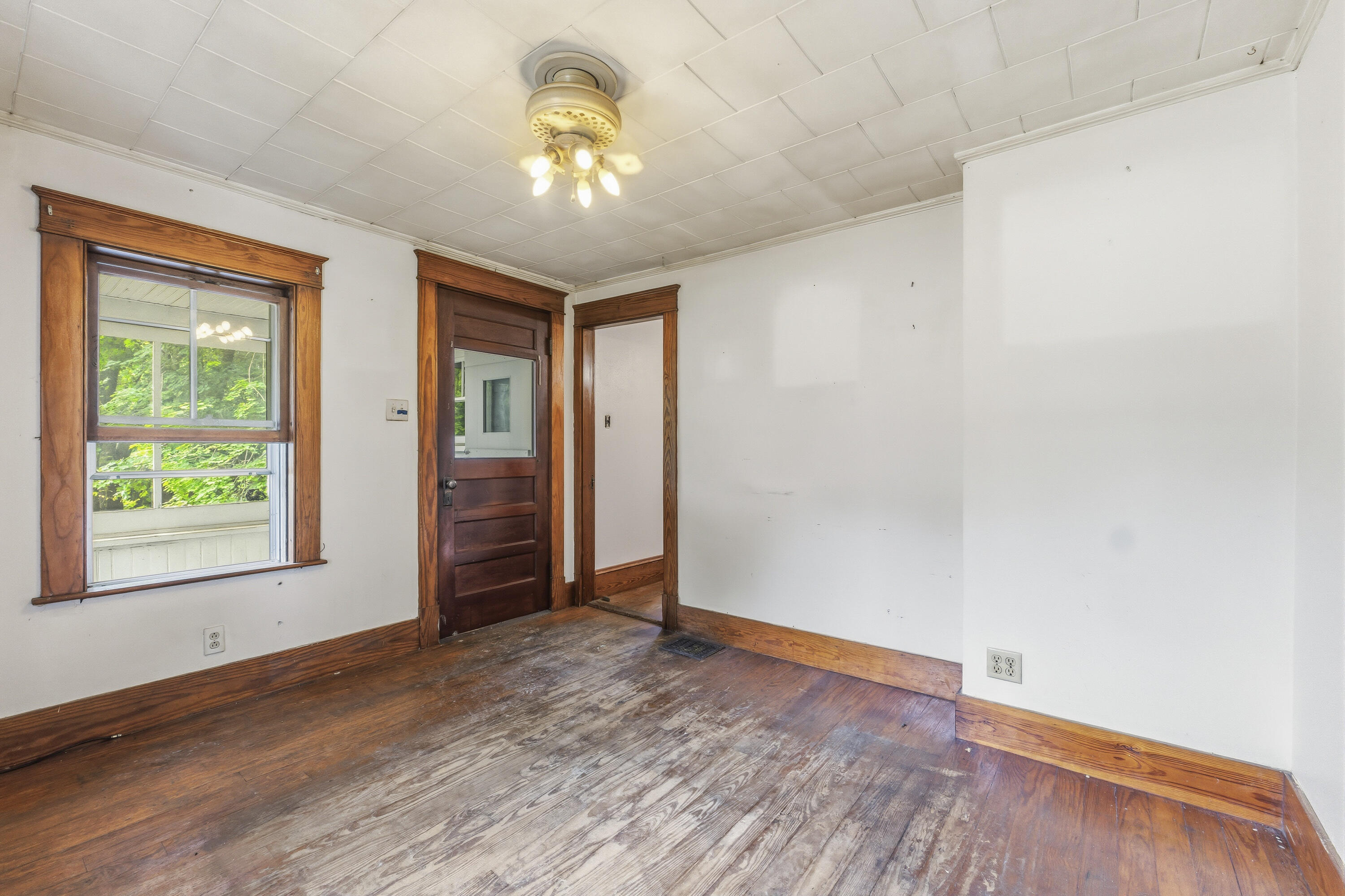 4 Florence Street Place Property Photo 17