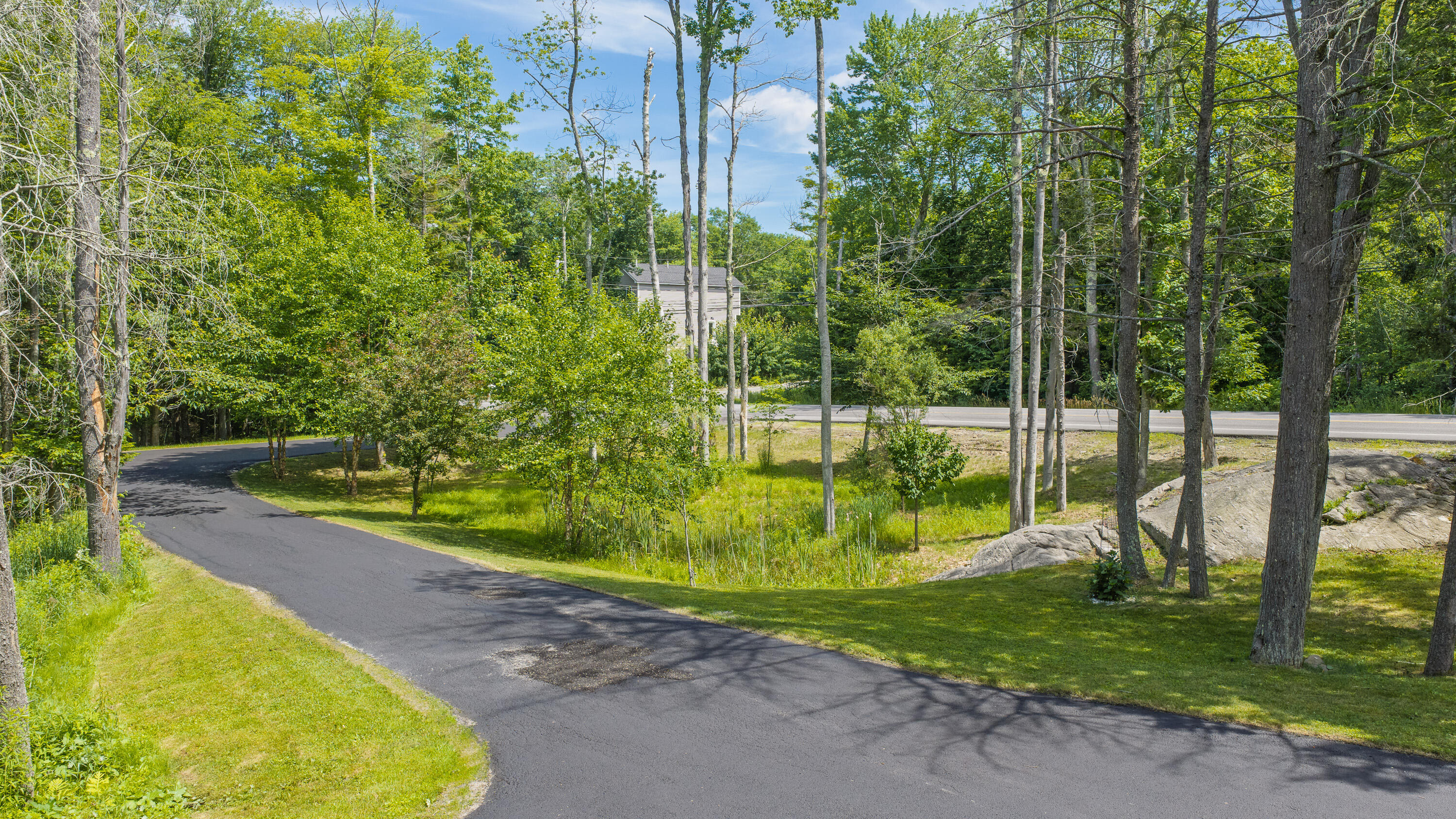 2 Little Brook Drive Property Photo 44