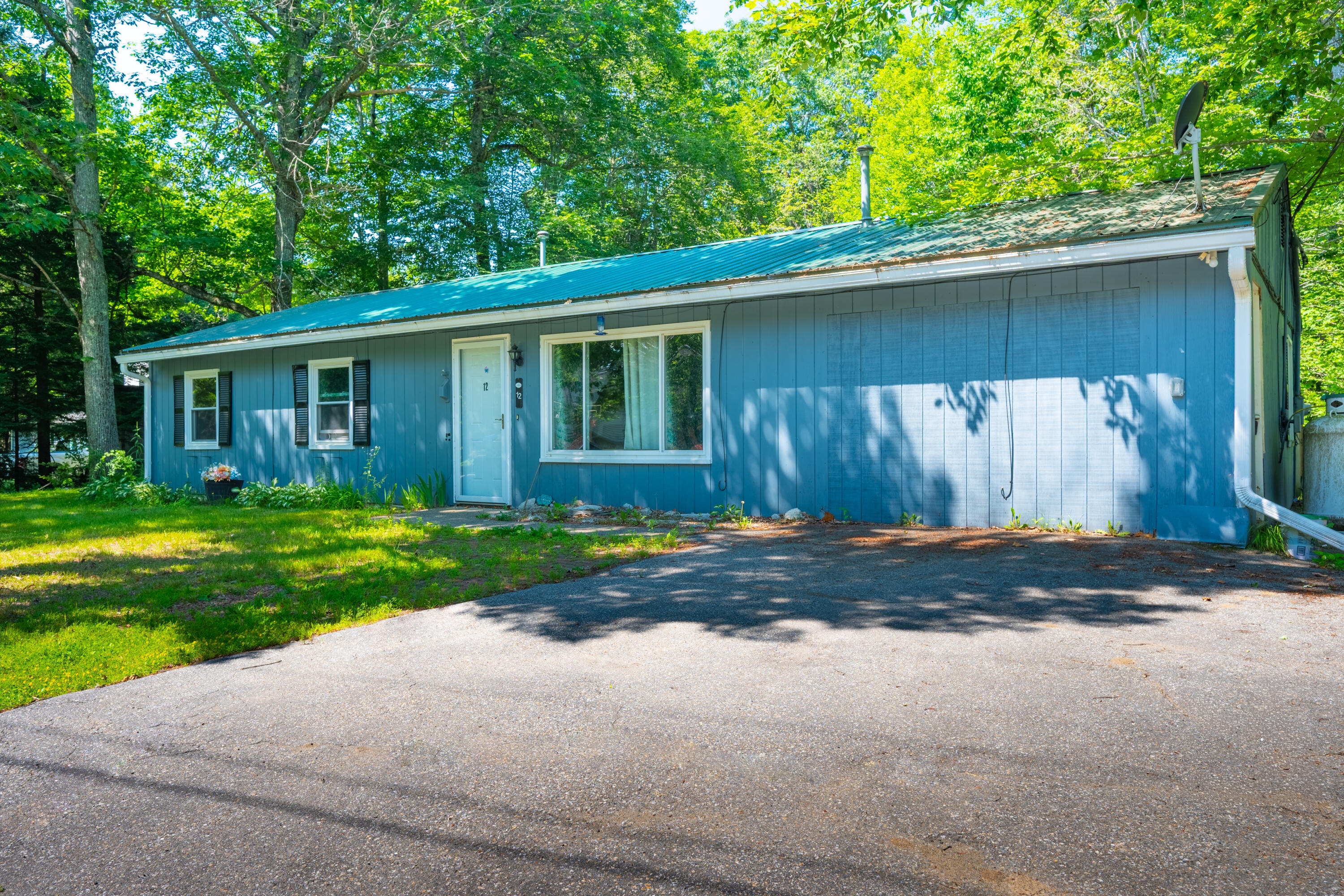 12 Lambert Avenue Property Photo 1