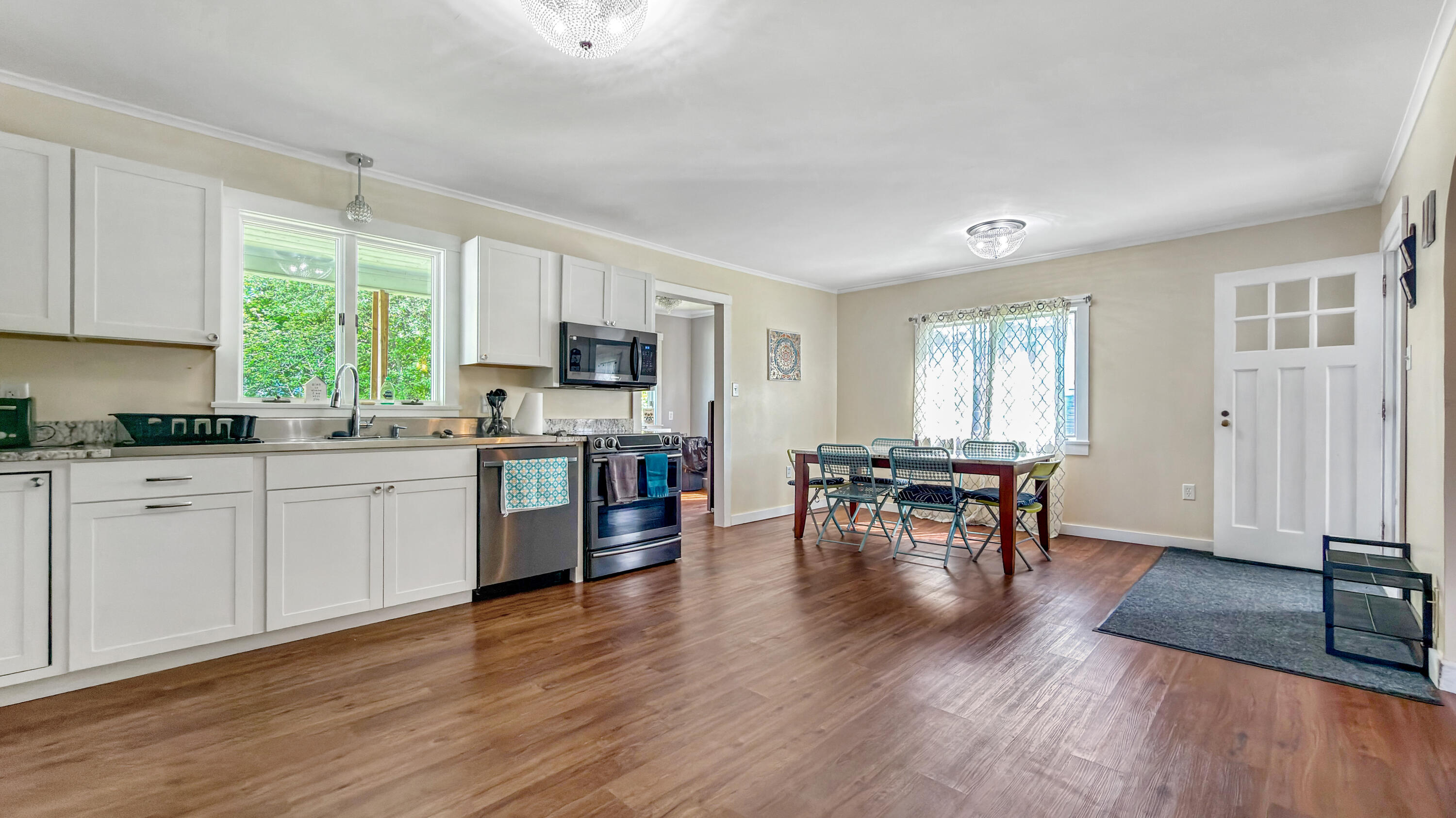 51 Cedar Street Property Photo 6