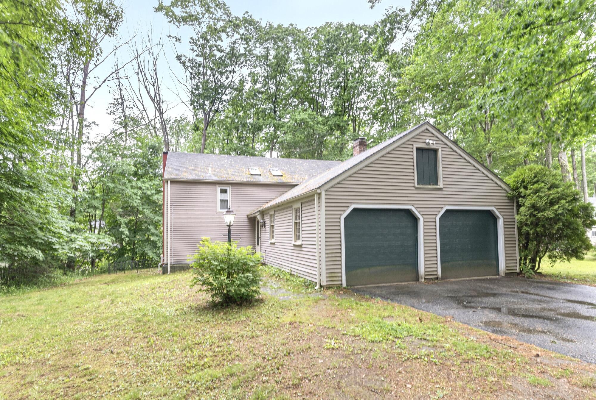 17 Ole Ironside Lane Property Photo 1