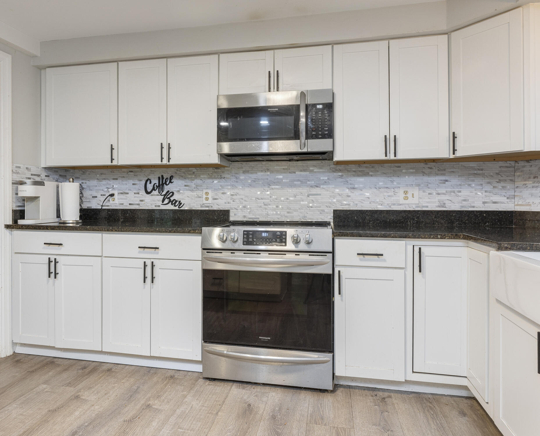 17 Ole Ironside Lane Property Photo 4