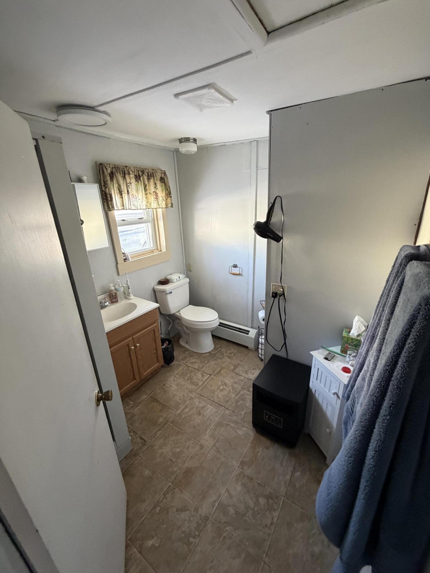 4 Coburn Avenue E Property Photo 19