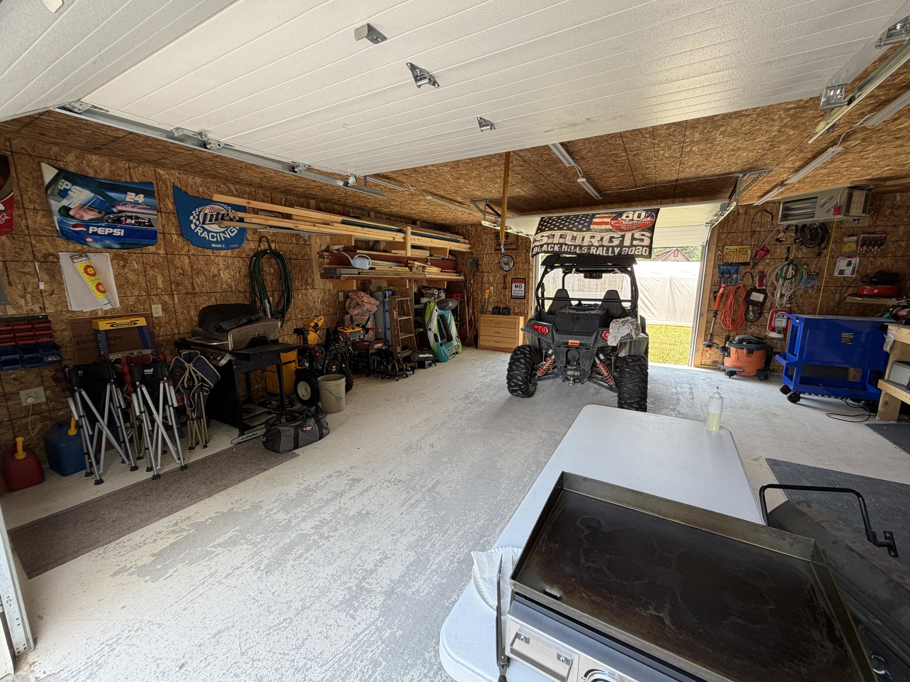 4 Coburn Avenue E Property Photo 28