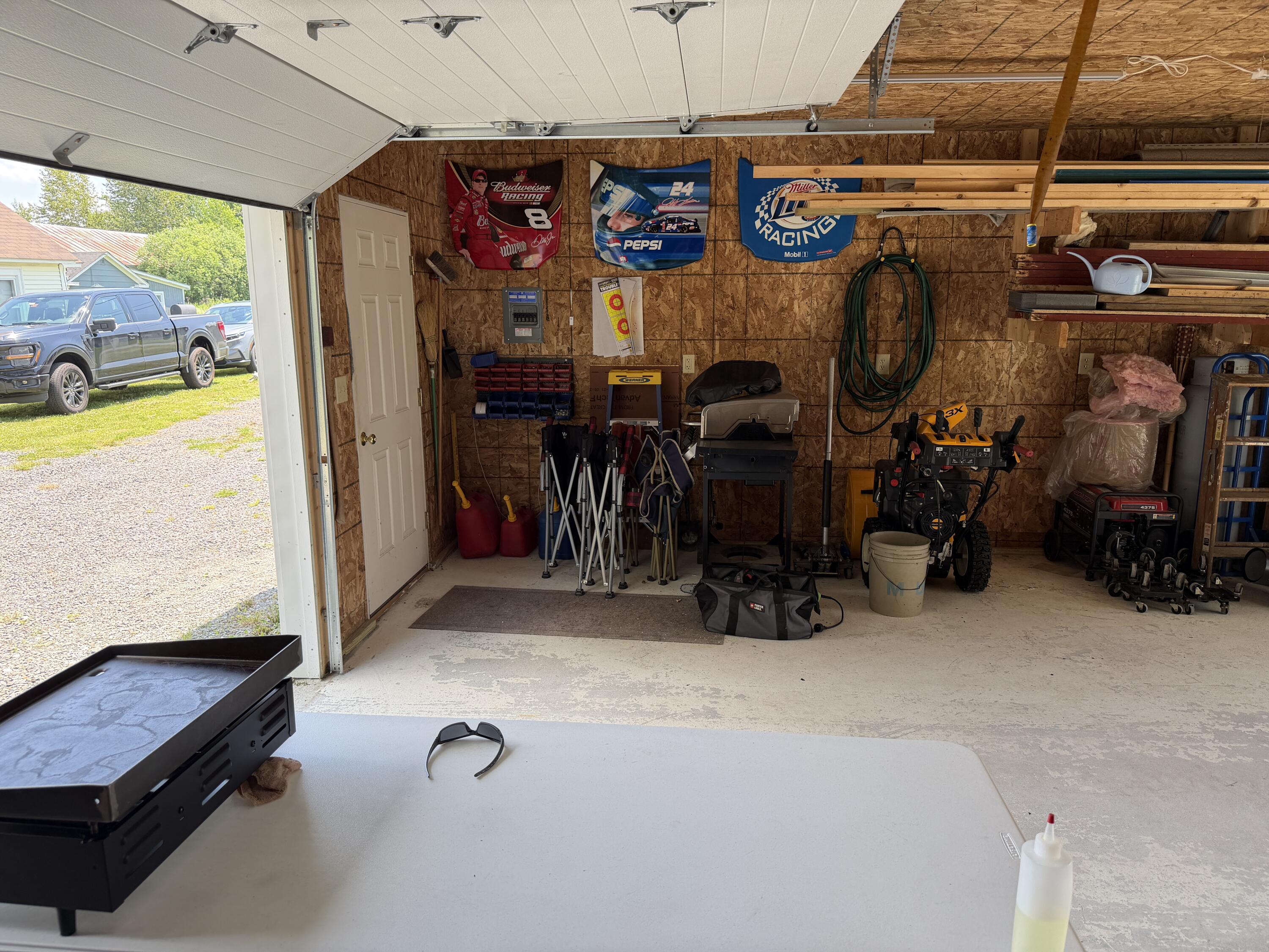 4 Coburn Avenue E Property Photo 32