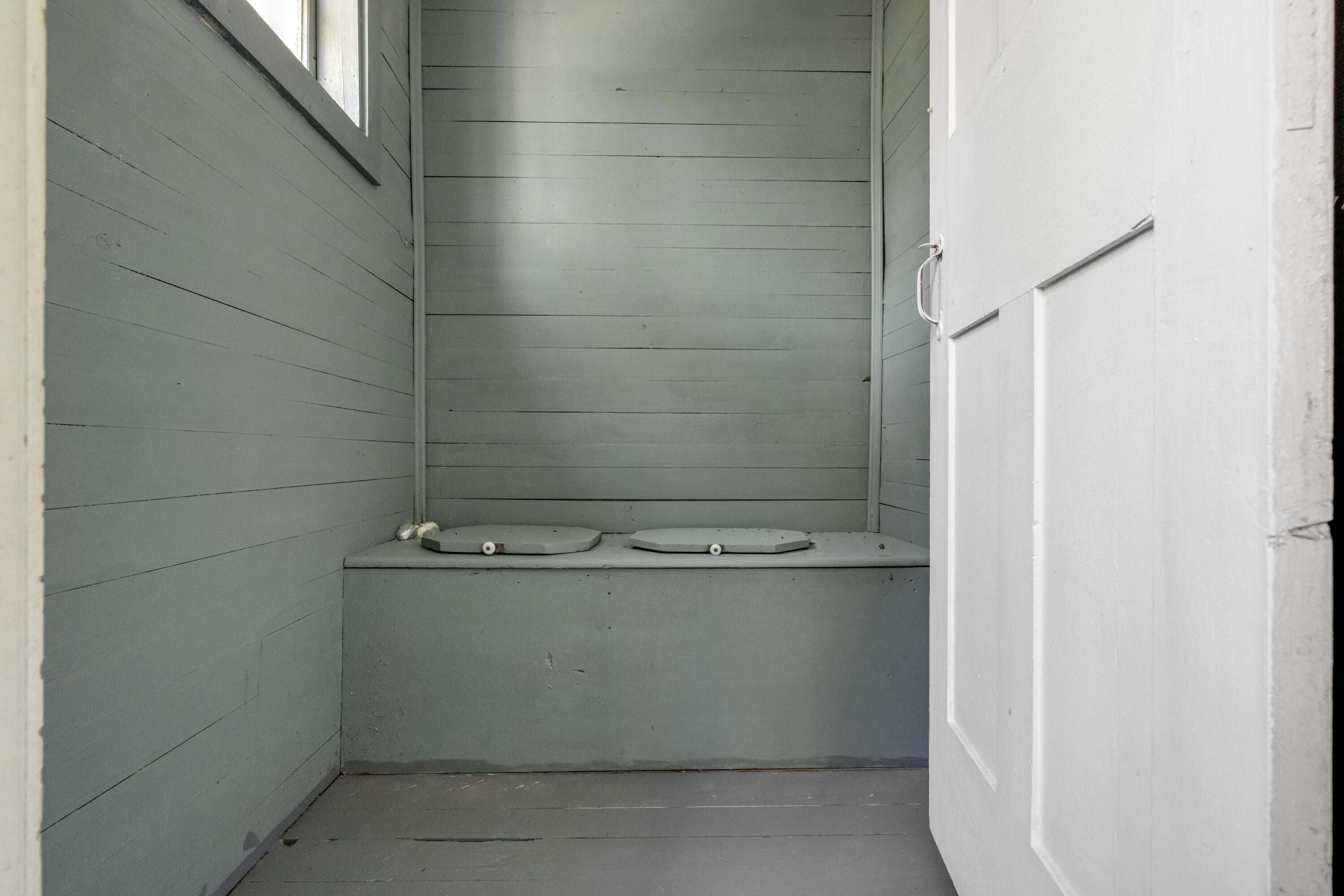 586 Plains Road Property Photo 25