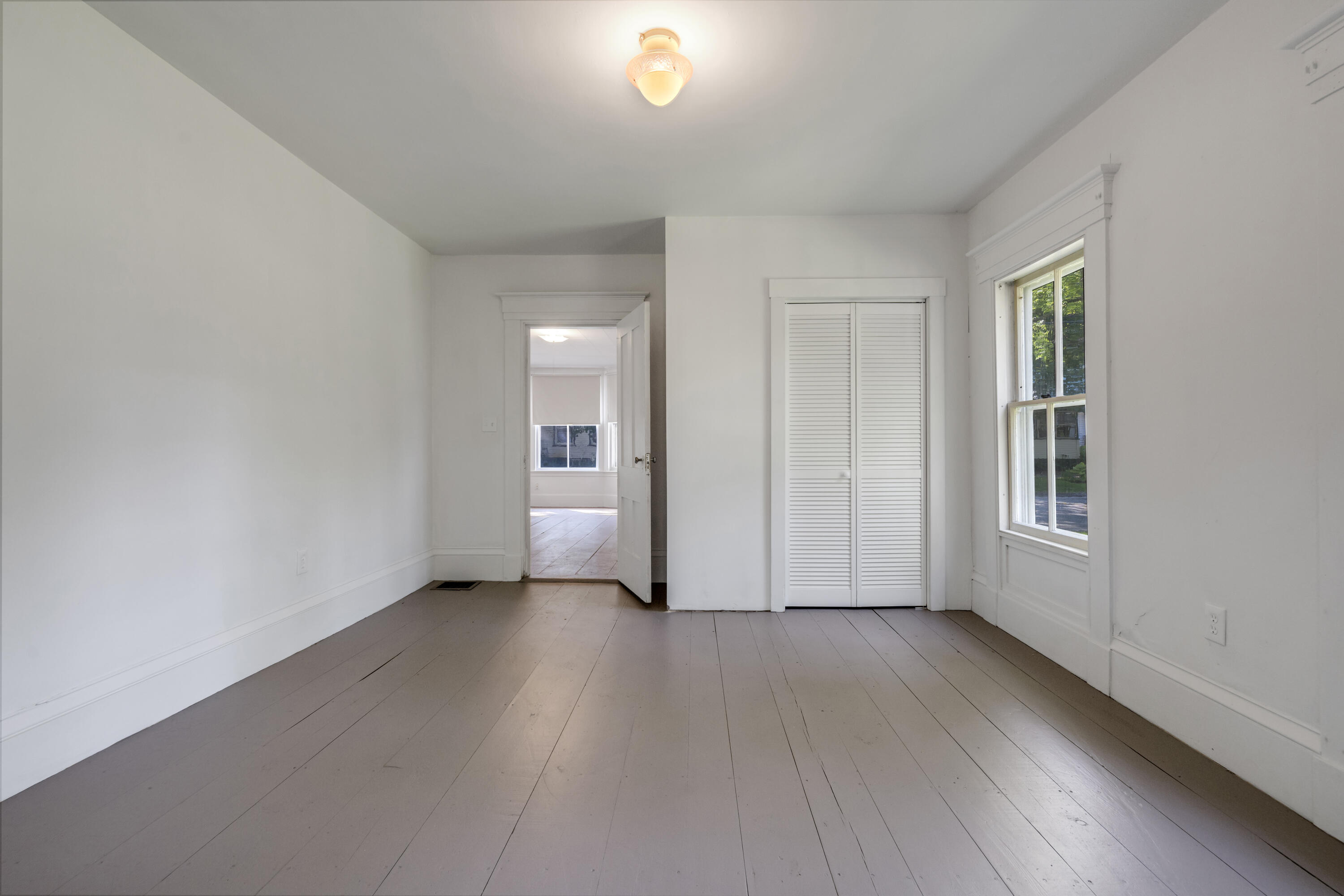 586 Plains Road Property Photo 38