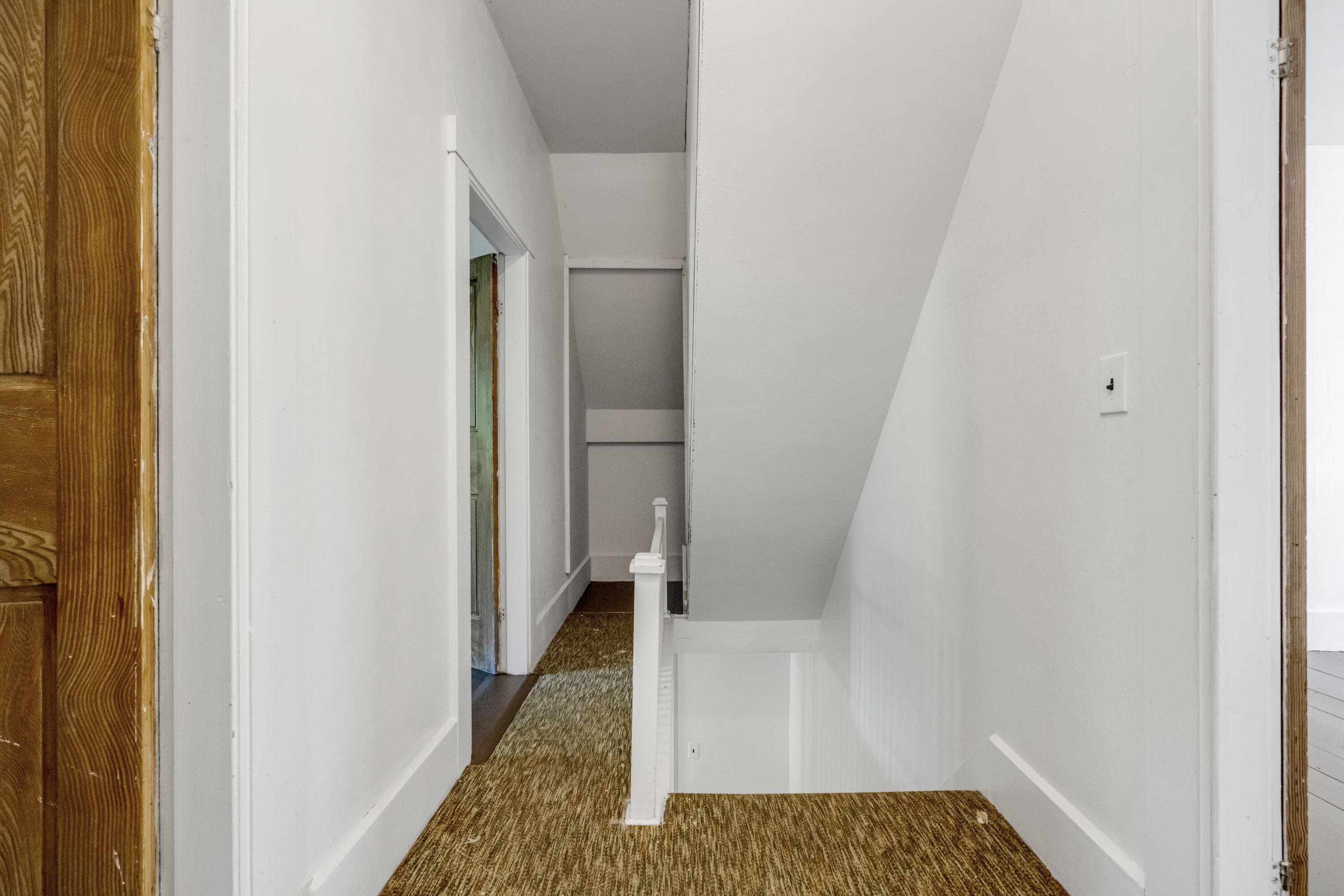 586 Plains Road Property Photo 42
