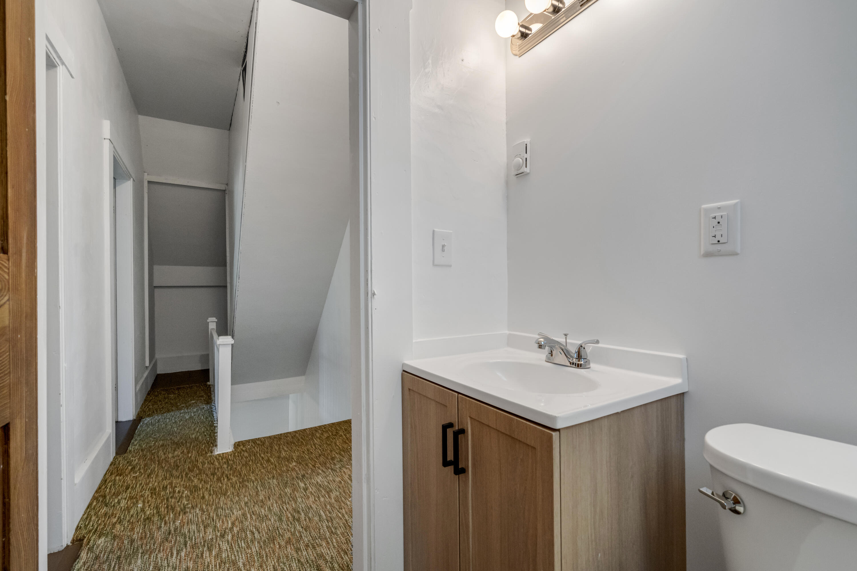 586 Plains Road Property Photo 45