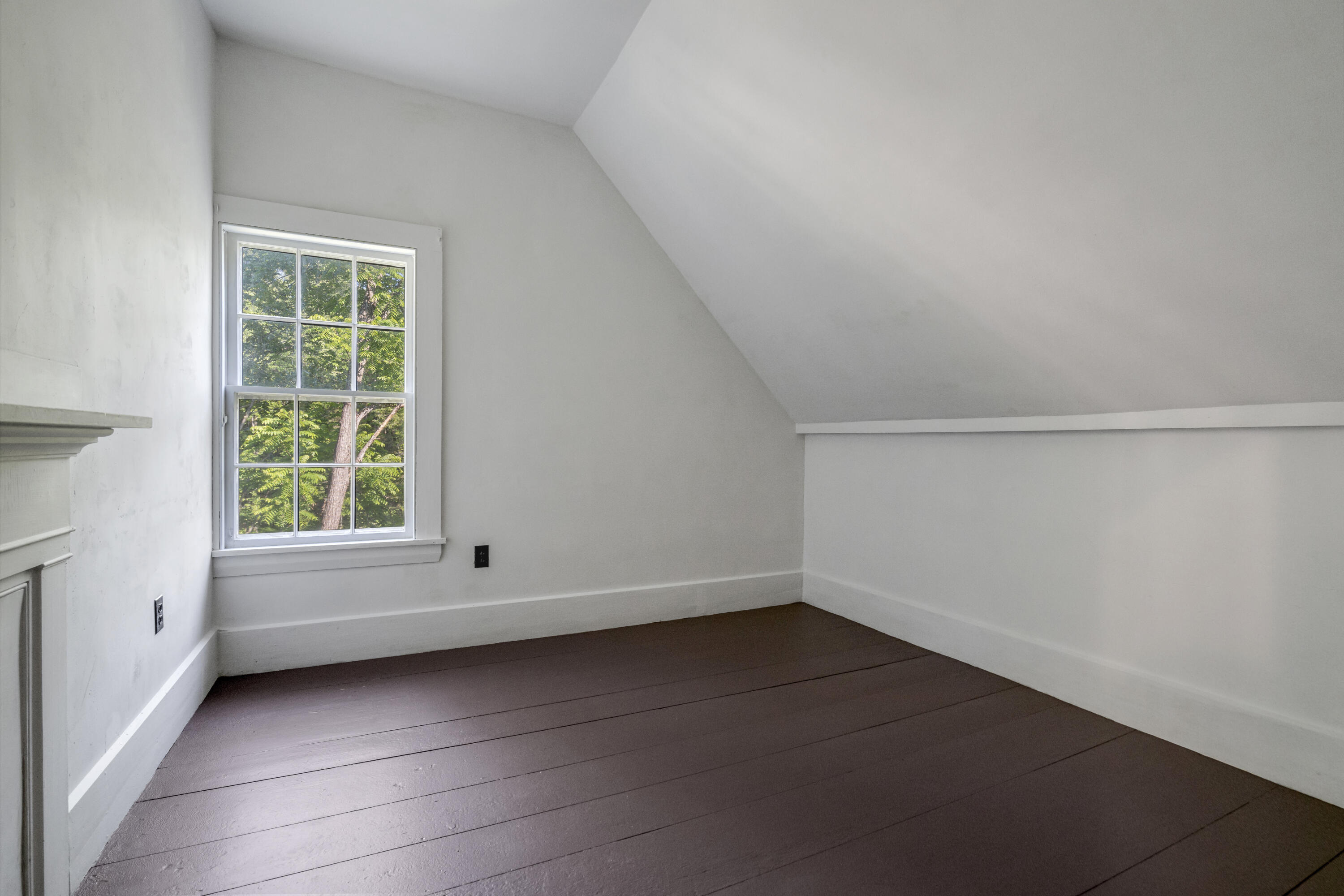 586 Plains Road Property Photo 48
