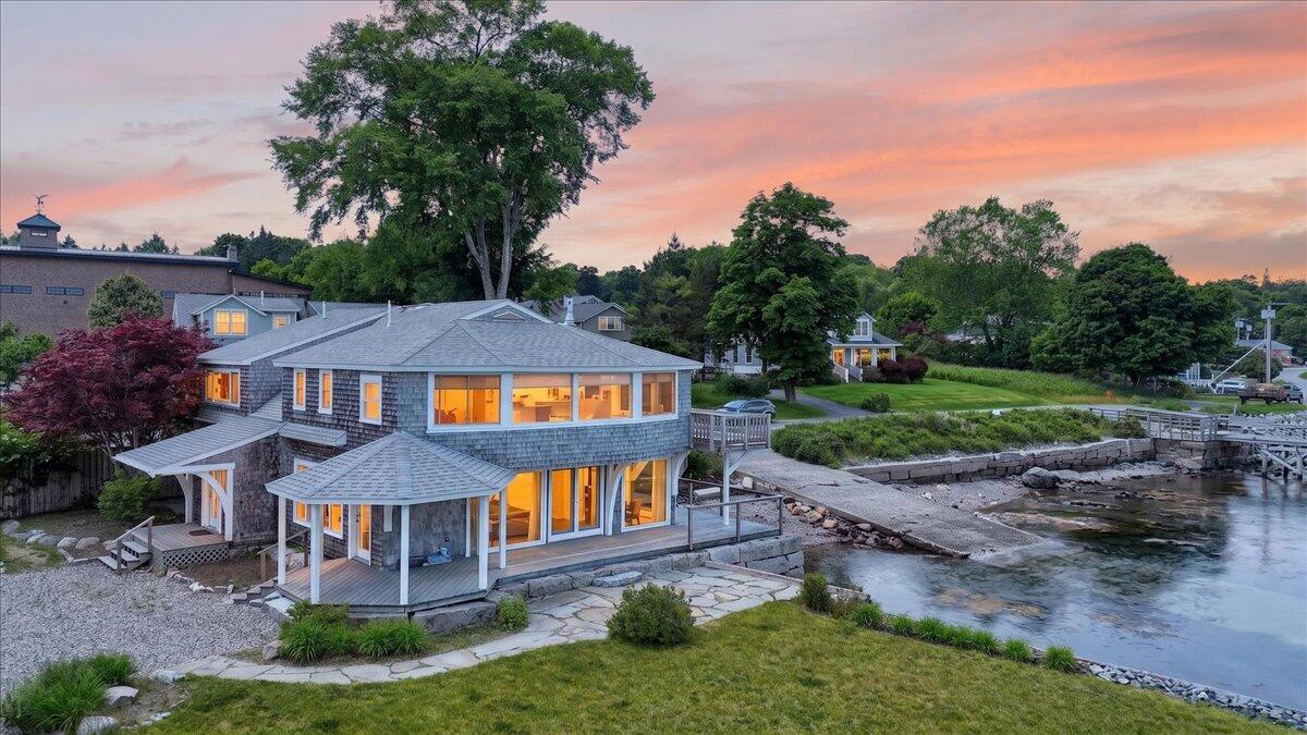 109 + 113 Shore Road Property Photo 1