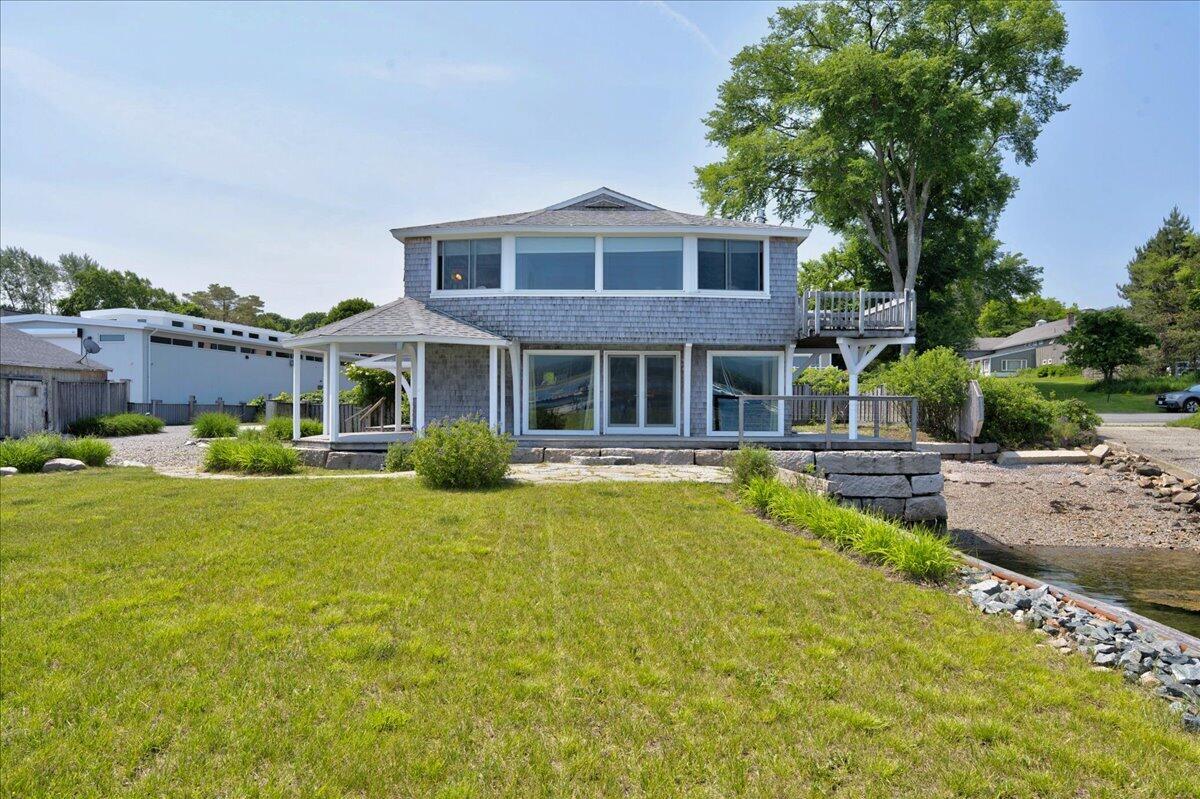 109 + 113 Shore Road Property Photo 5
